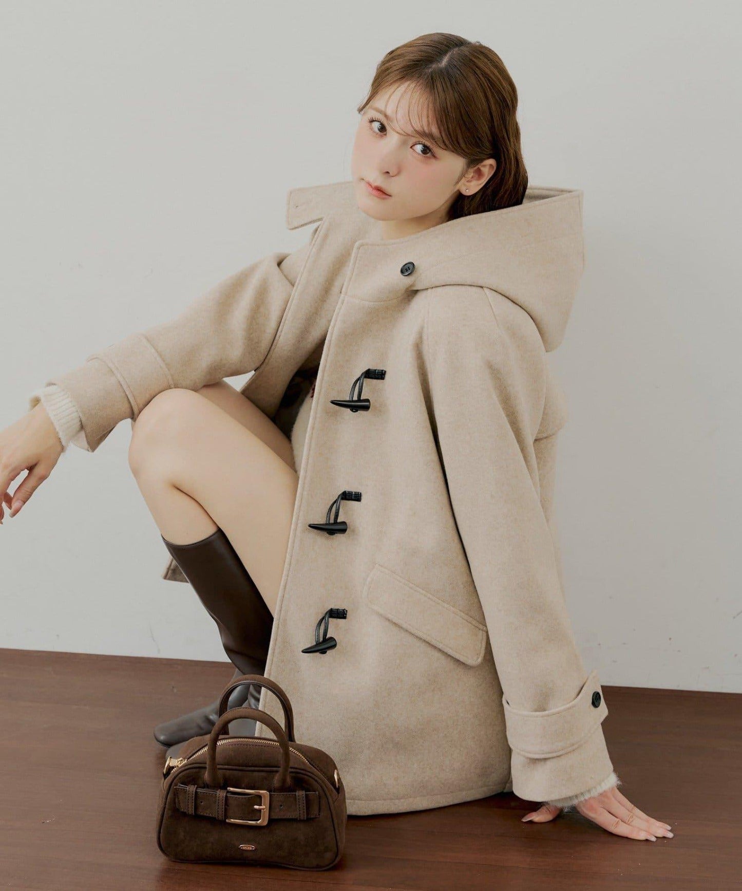 連帽牛角扣中長款大衣