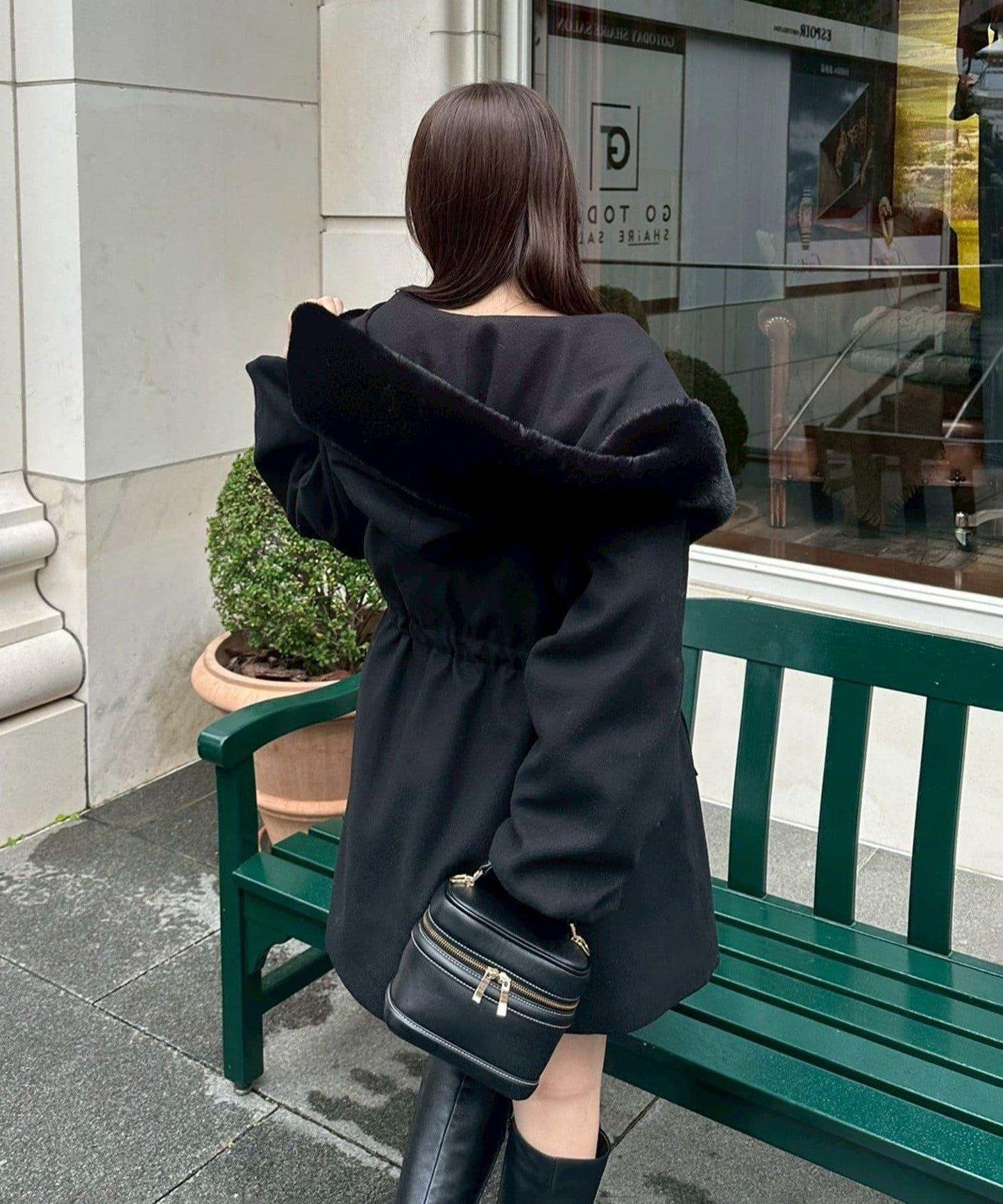 【約會・應援活動也很適合！】毛絨大連帽外套