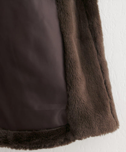 拼色仿羊羔絨中長款大衣