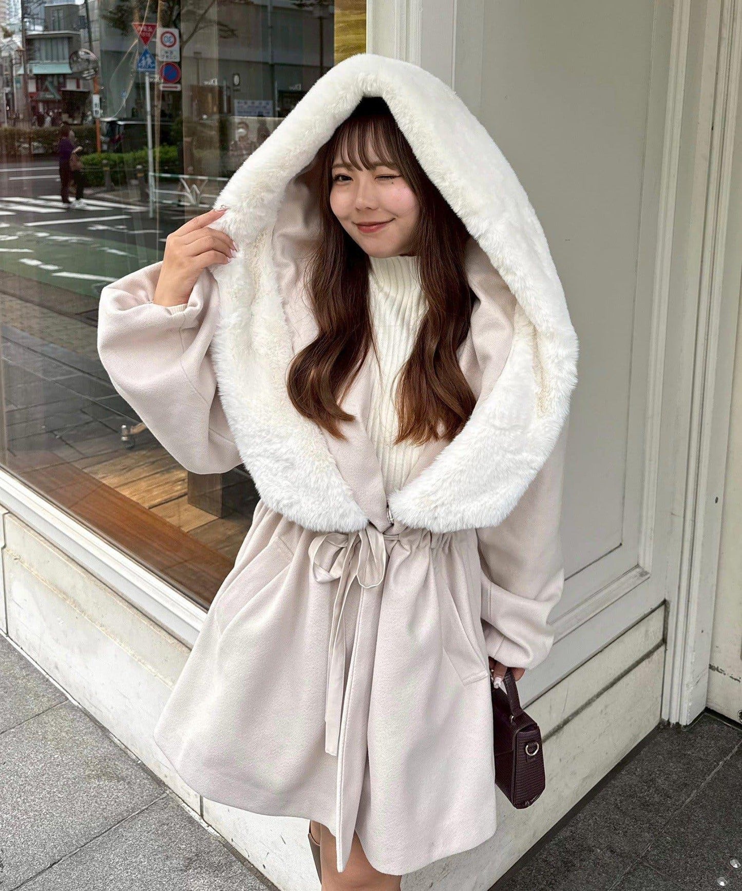 【約會・應援活動也很適合！】毛絨大連帽外套