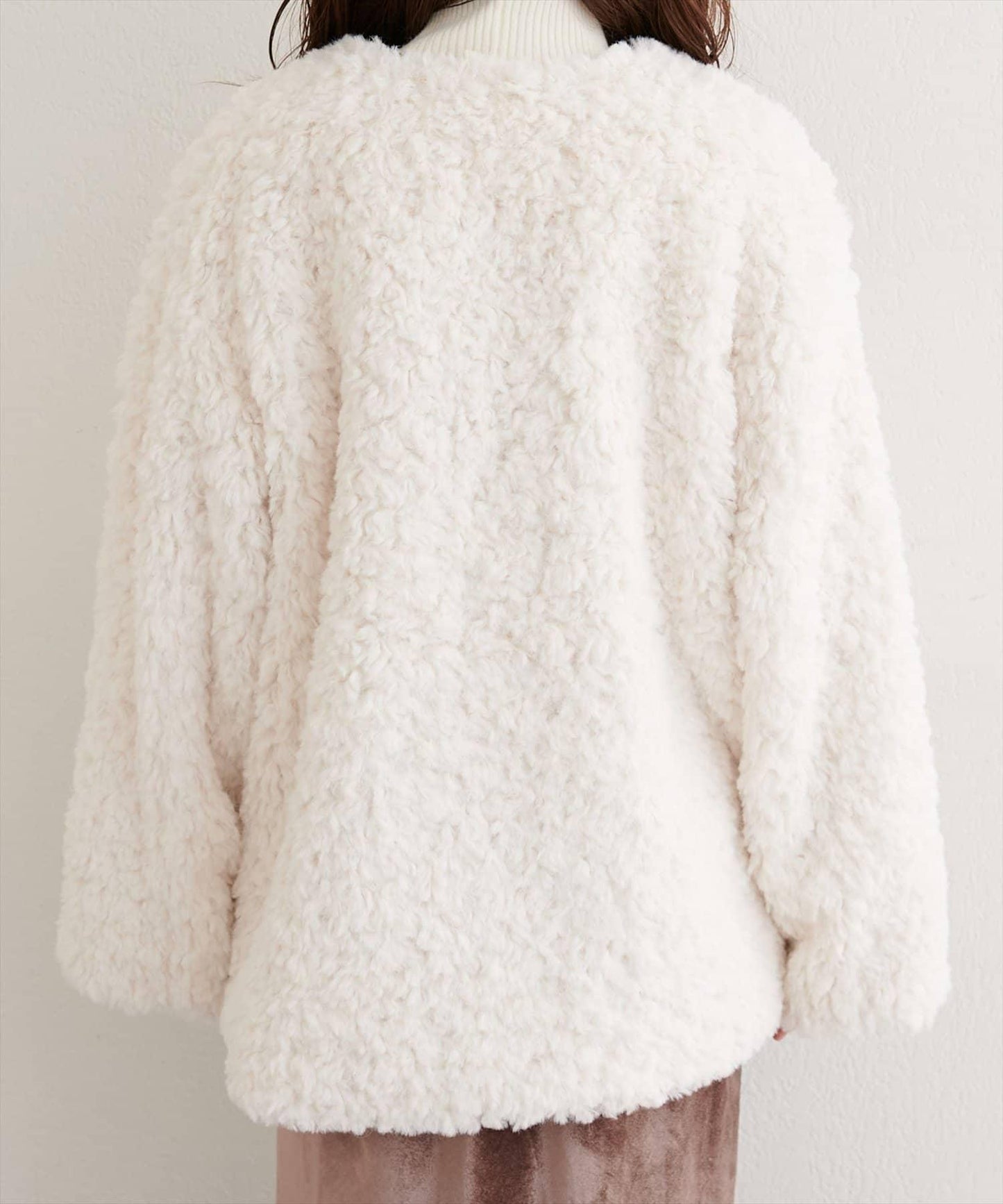 拼色仿羊羔絨中長款大衣