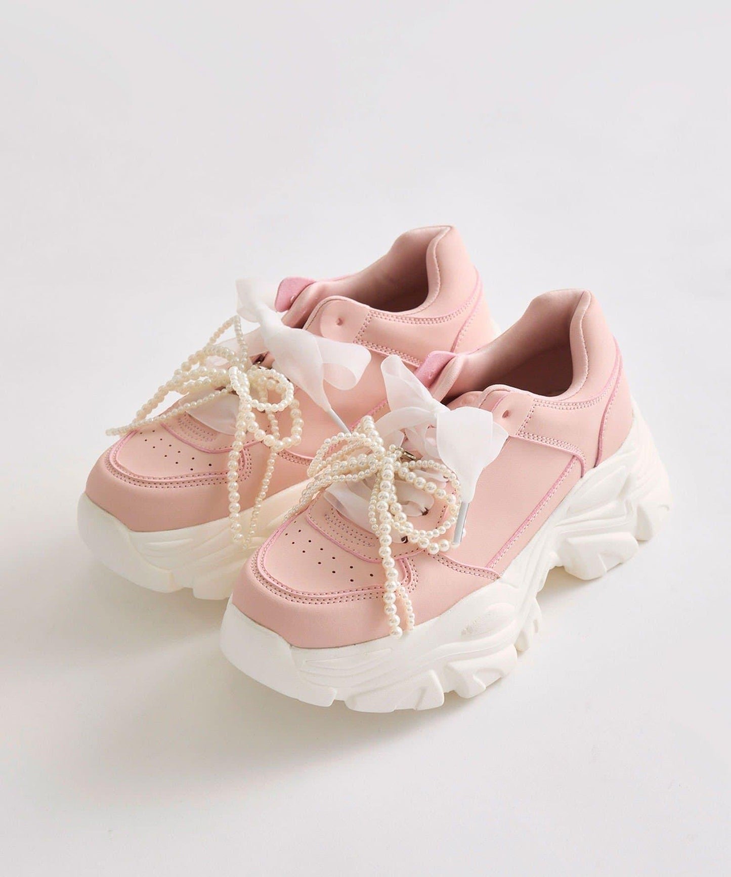 珍珠蝴蝶結掛飾休閒鞋