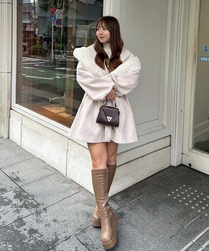 【約會・應援活動也很適合！】毛絨大連帽外套