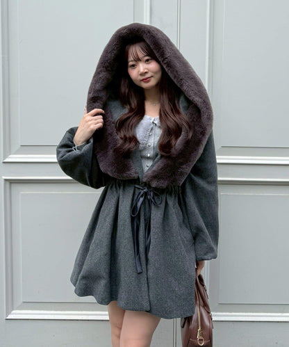 【約會・應援活動也很適合！】毛絨大連帽外套