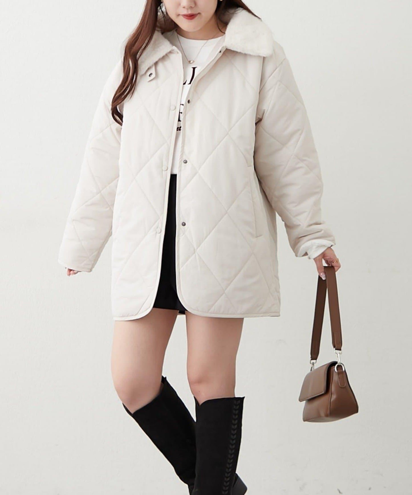 毛絨領拼接棉服