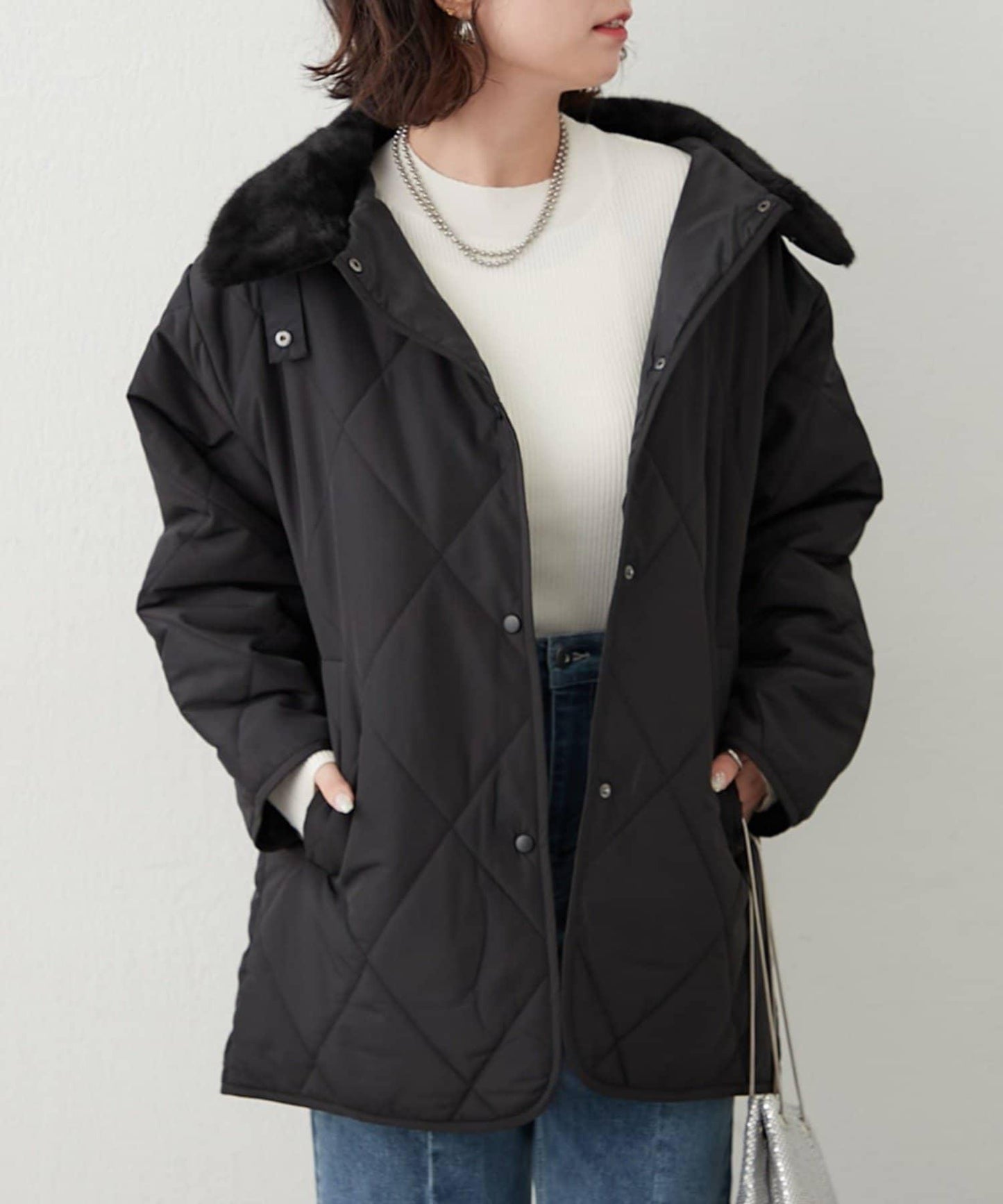 毛絨領拼接棉服