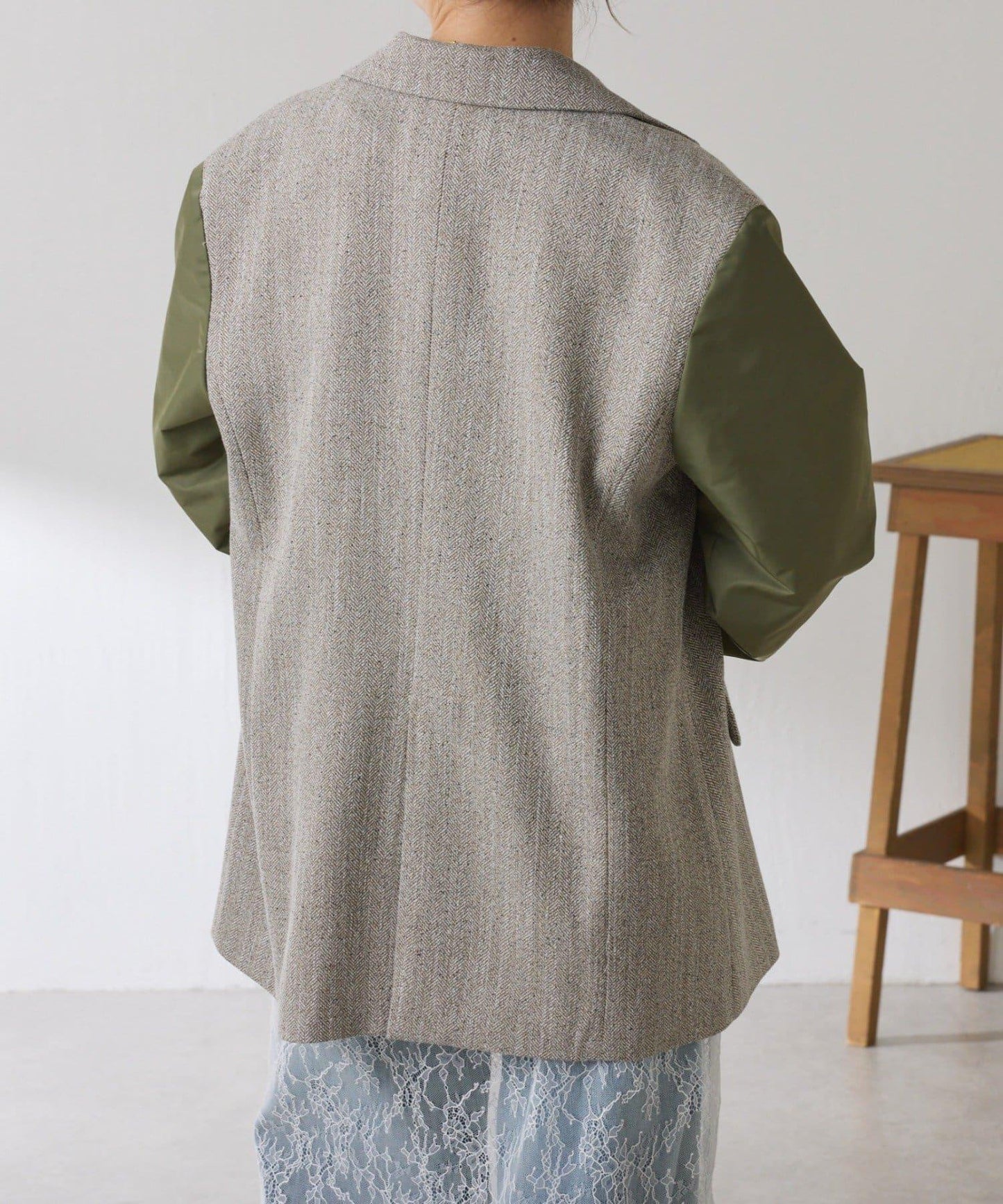 三扣拼接袖西裝夾克