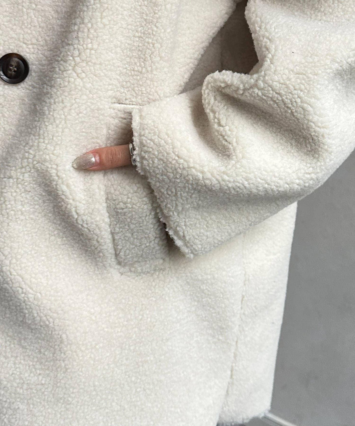 F羊羔絨中長款雙排扣大衣