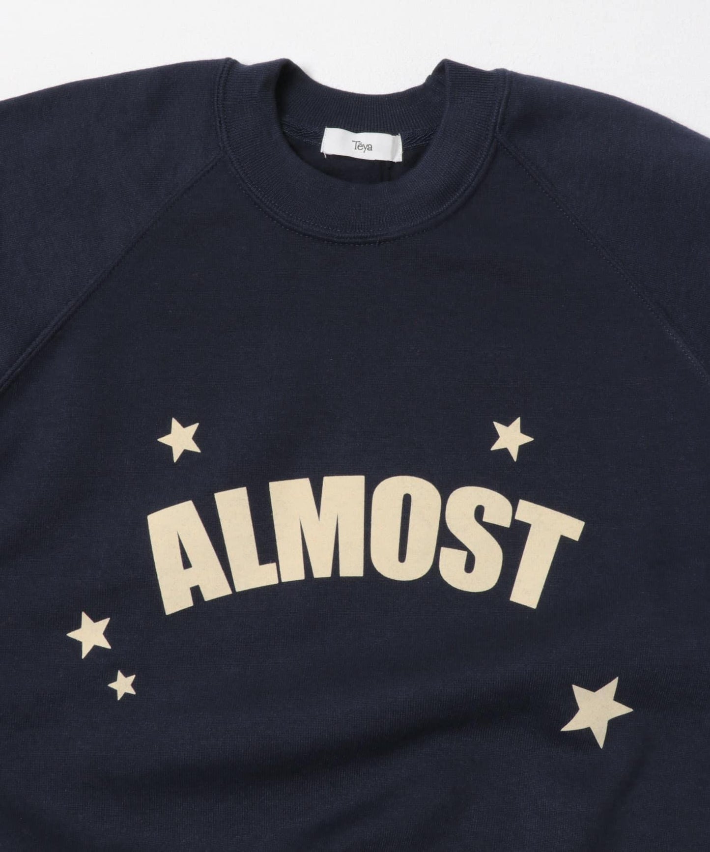 Teya Almost衛衣