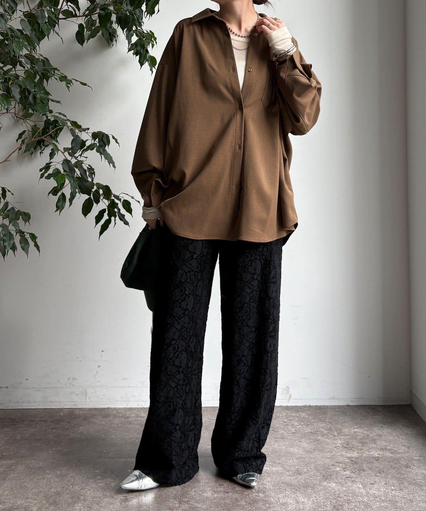 磨毛蕾絲休閒褲