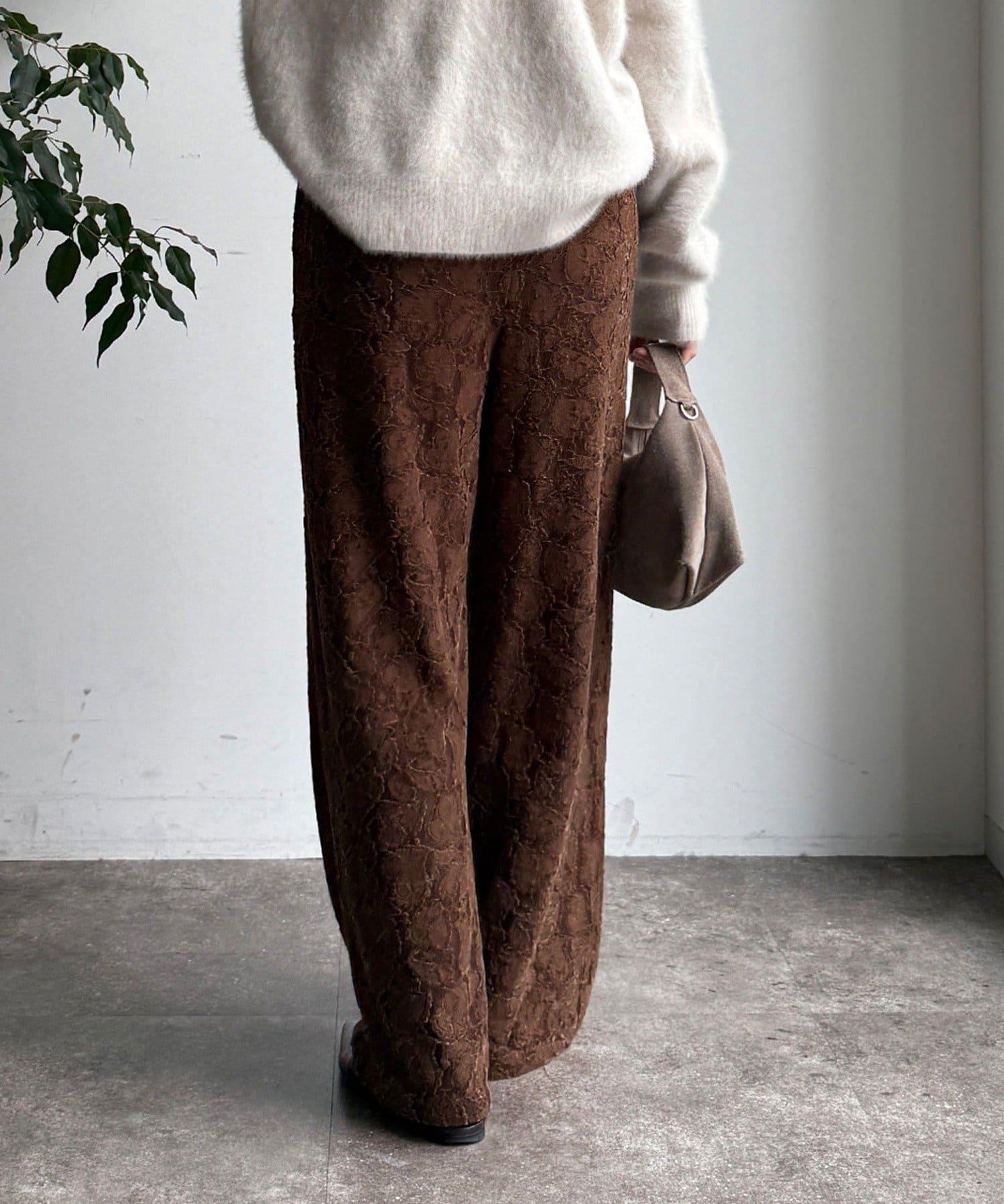 磨毛蕾絲休閒褲