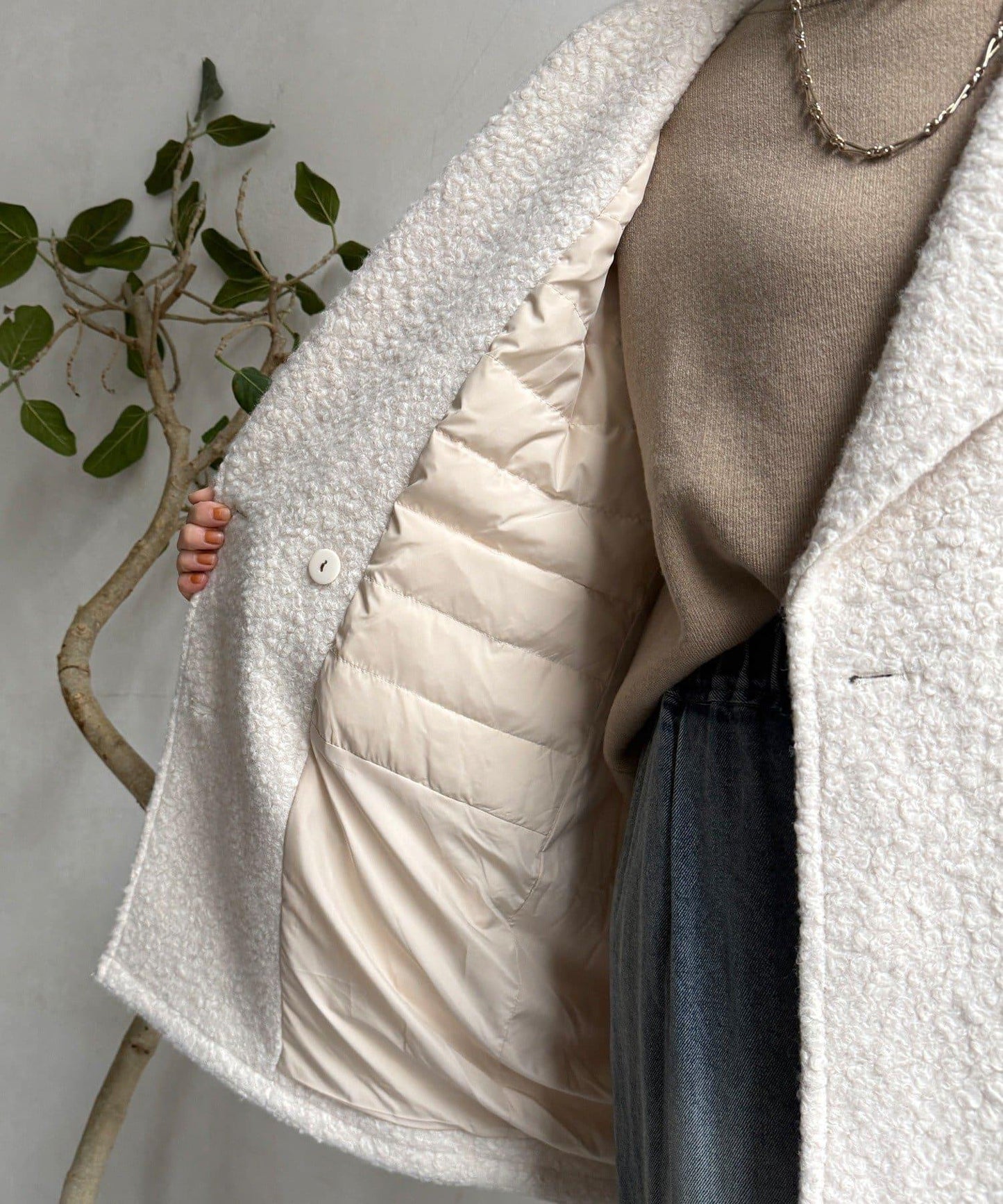 羊羔絨羽絨雙排扣西裝領大衣