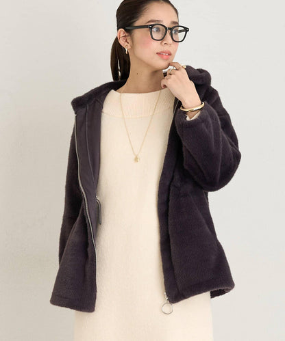 主打單品◎仿皮草大衣