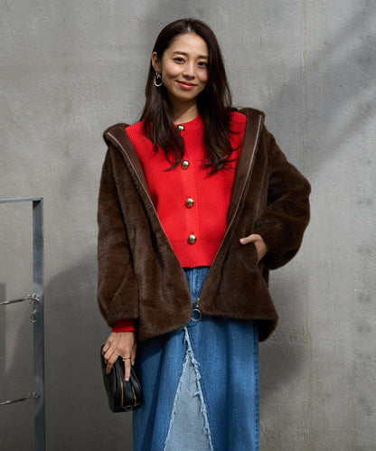 主打單品◎仿皮草大衣