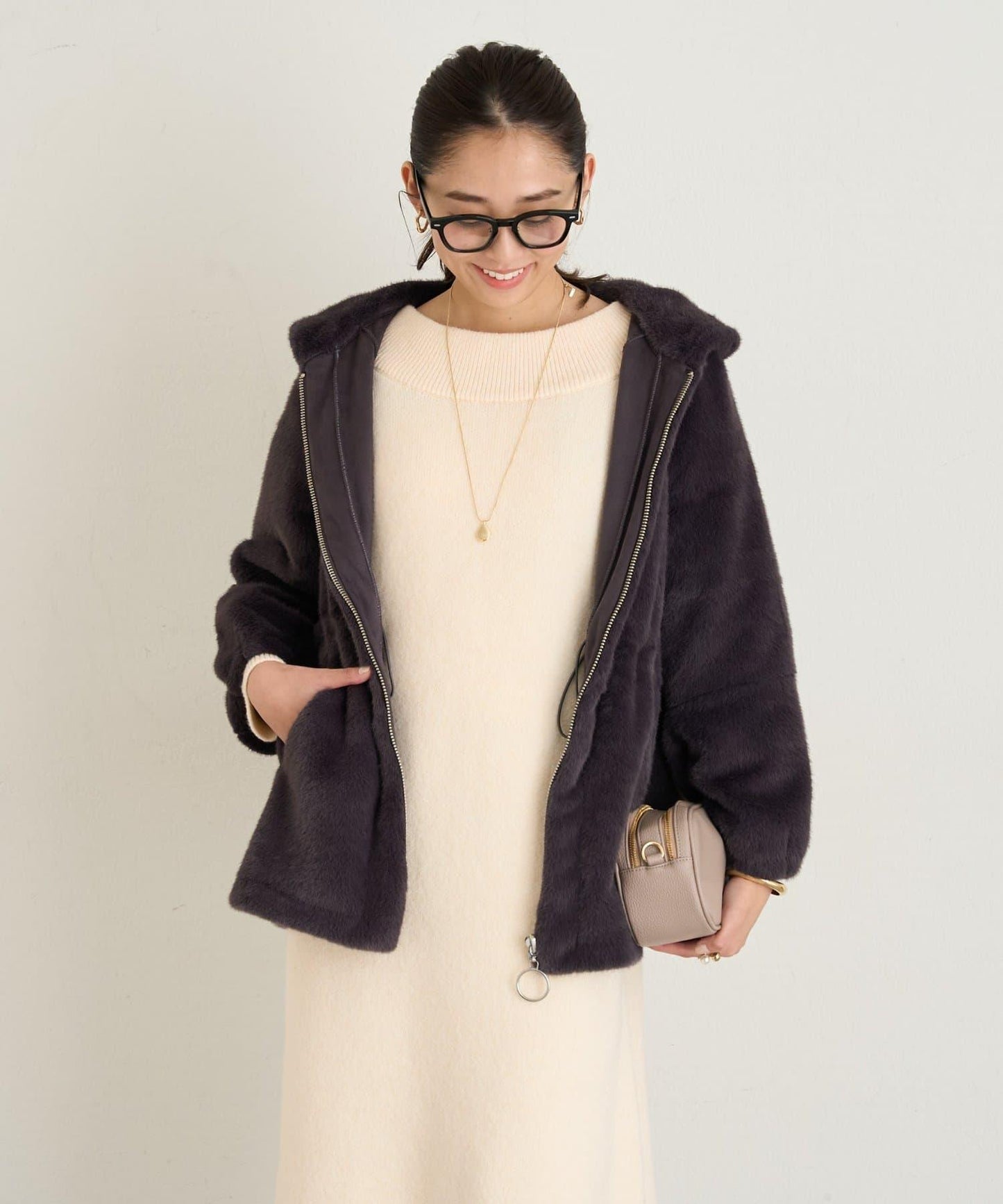 主打單品◎仿皮草大衣