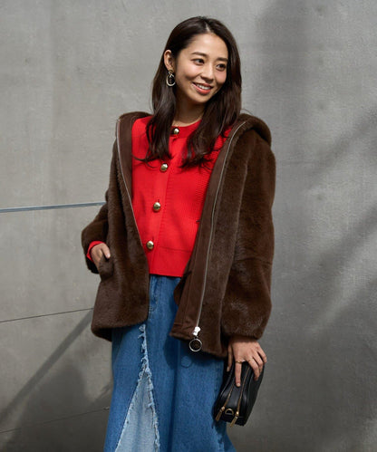 主打單品◎仿皮草大衣