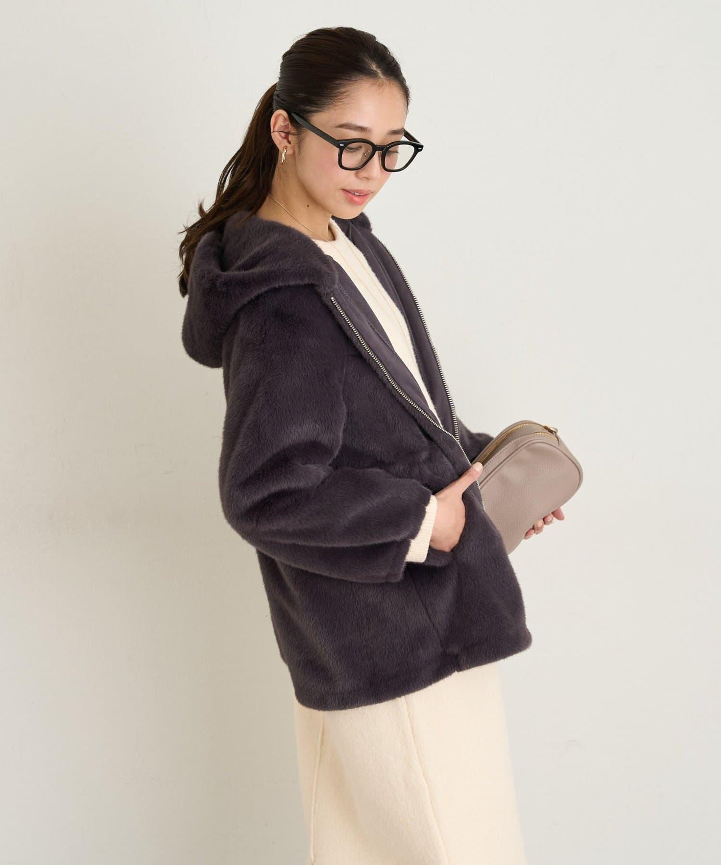 主打單品◎仿皮草大衣