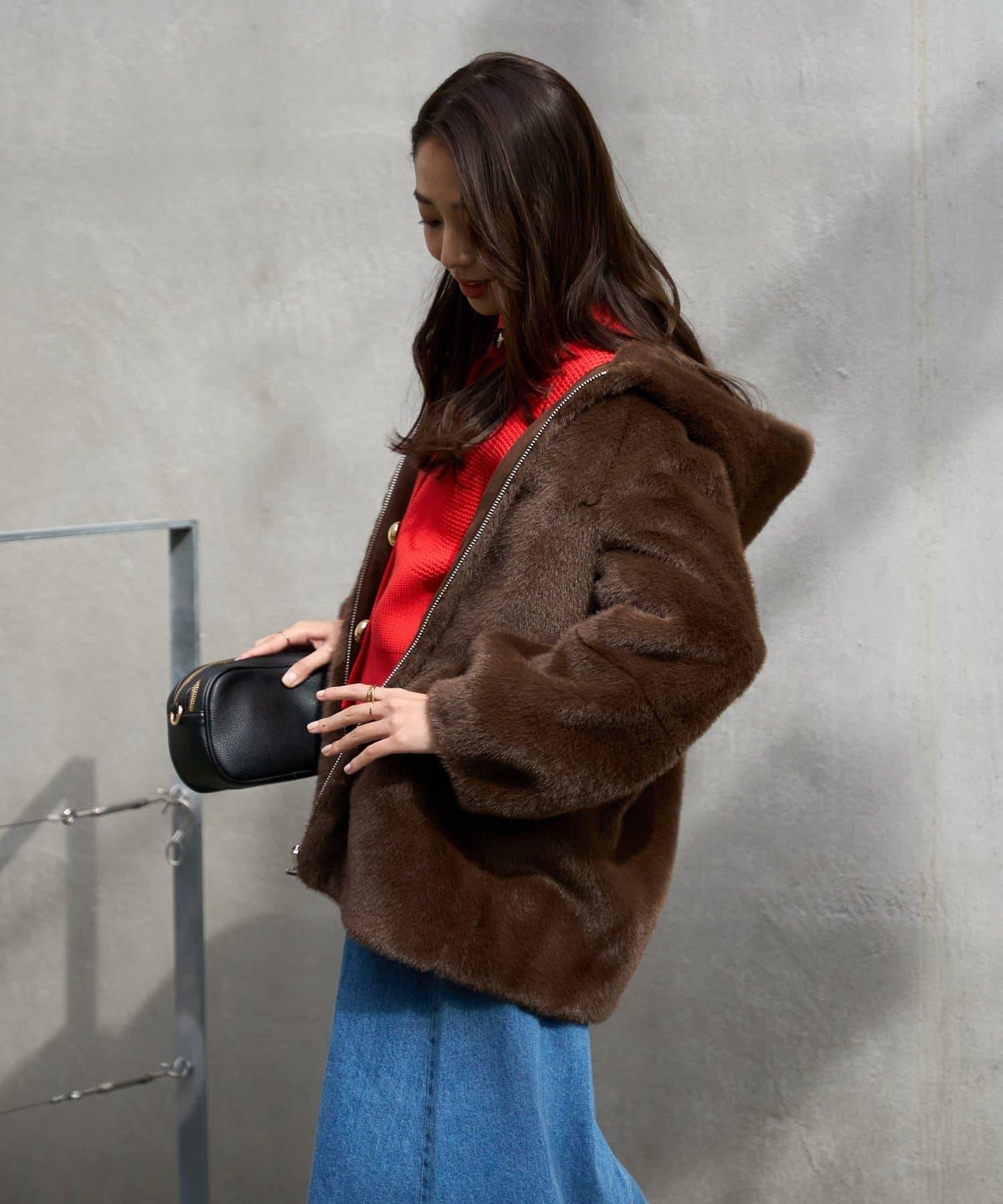 主打單品◎仿皮草大衣