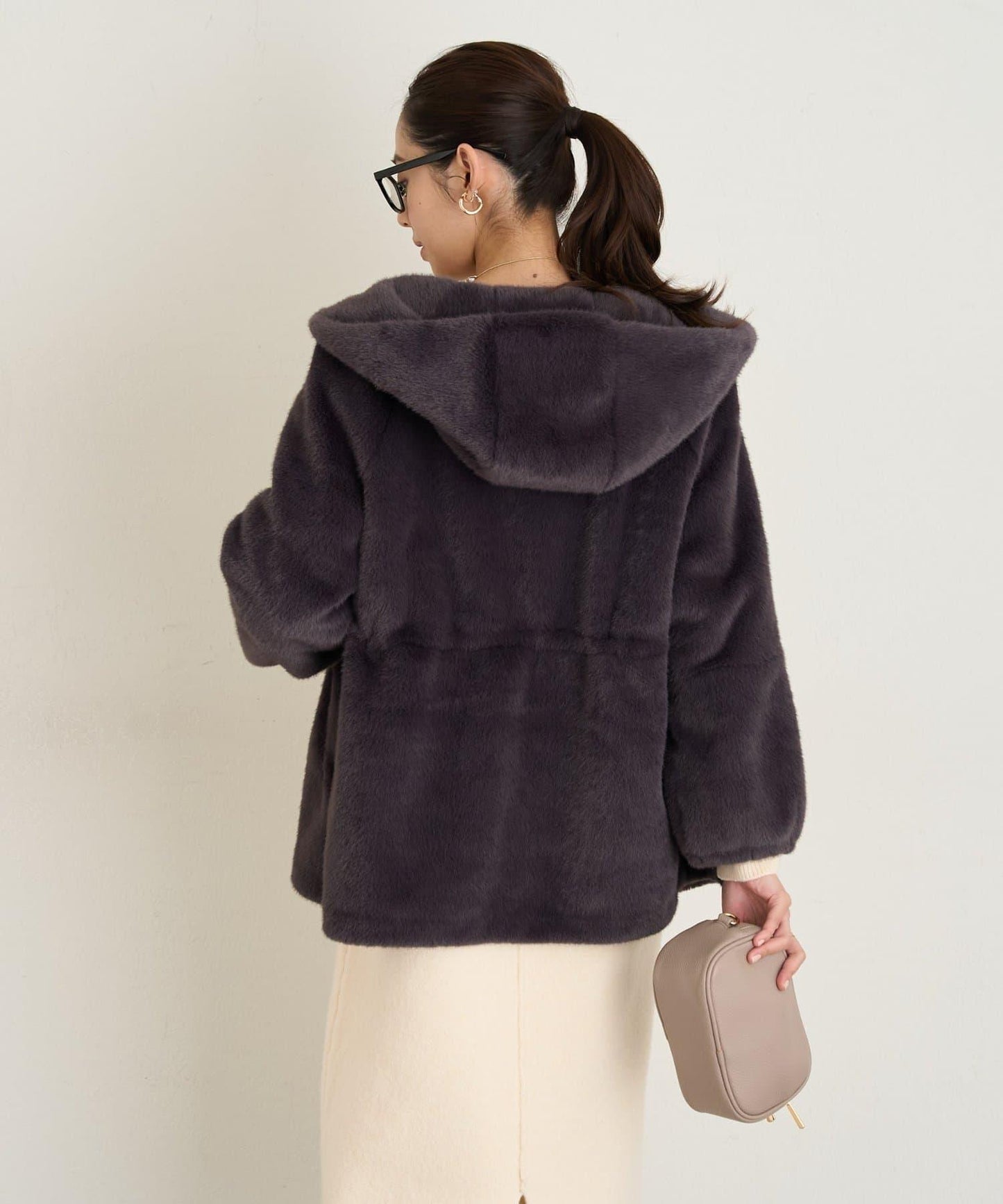 主打單品◎仿皮草大衣