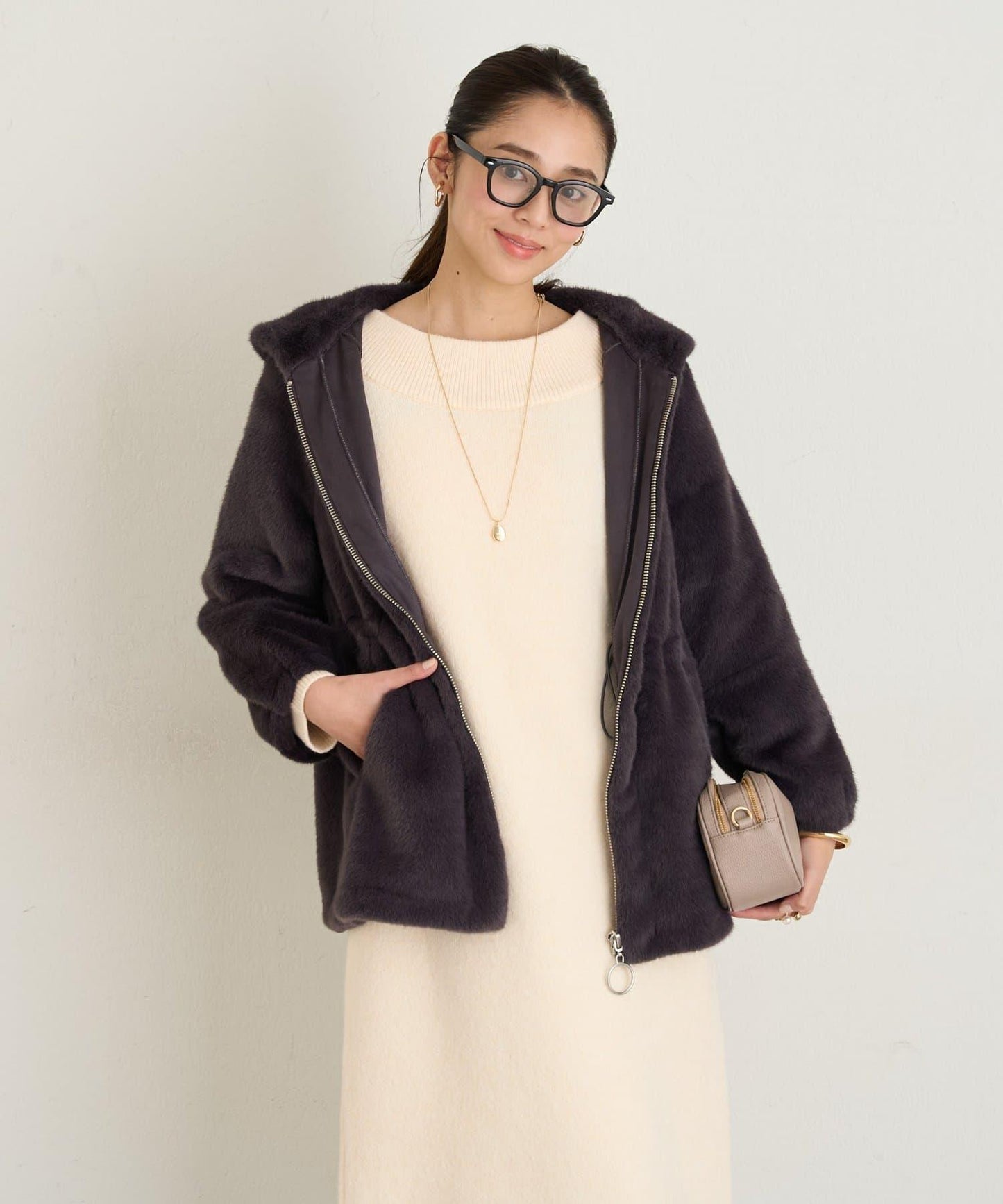 主打單品◎仿皮草大衣