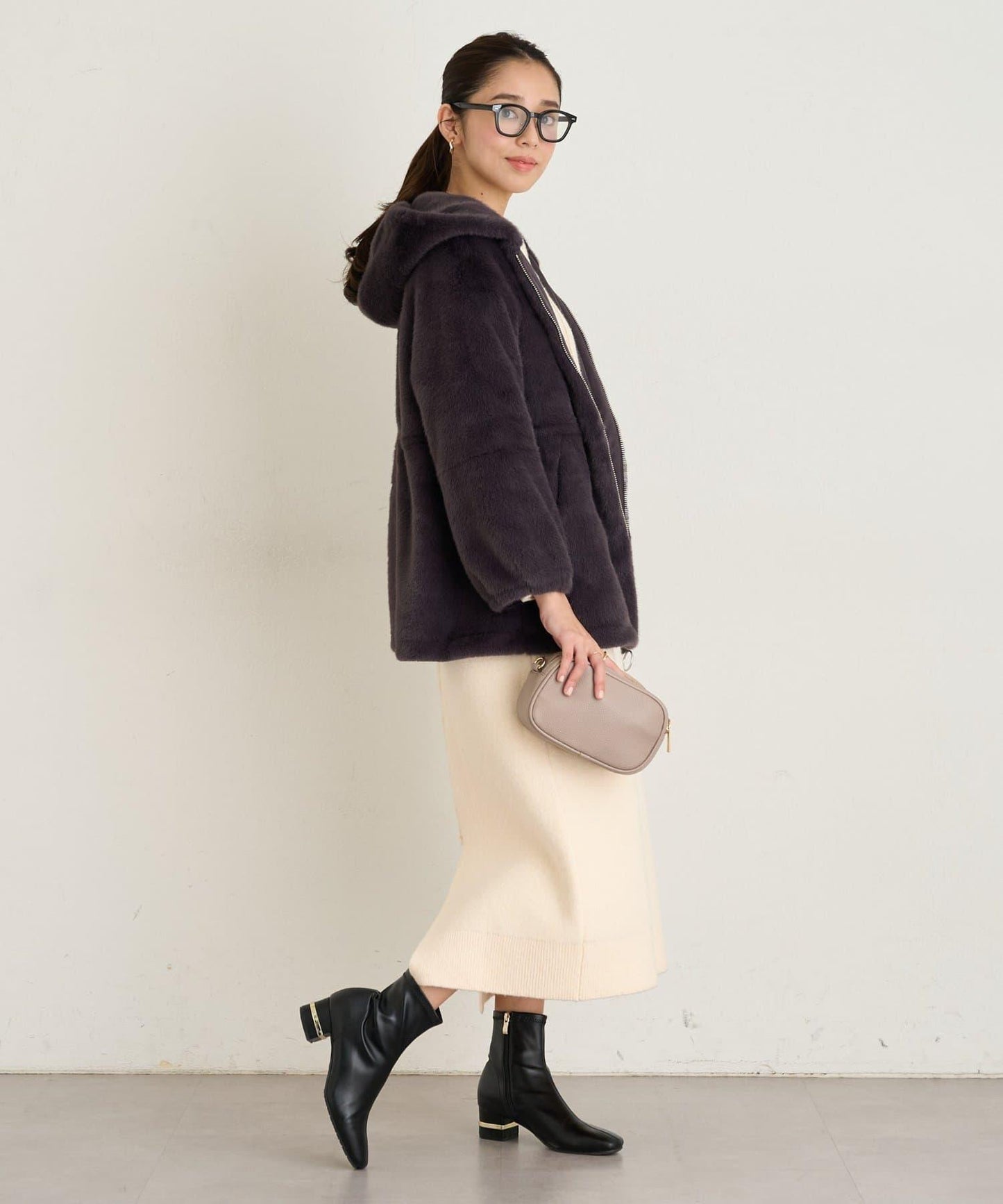 主打單品◎仿皮草大衣