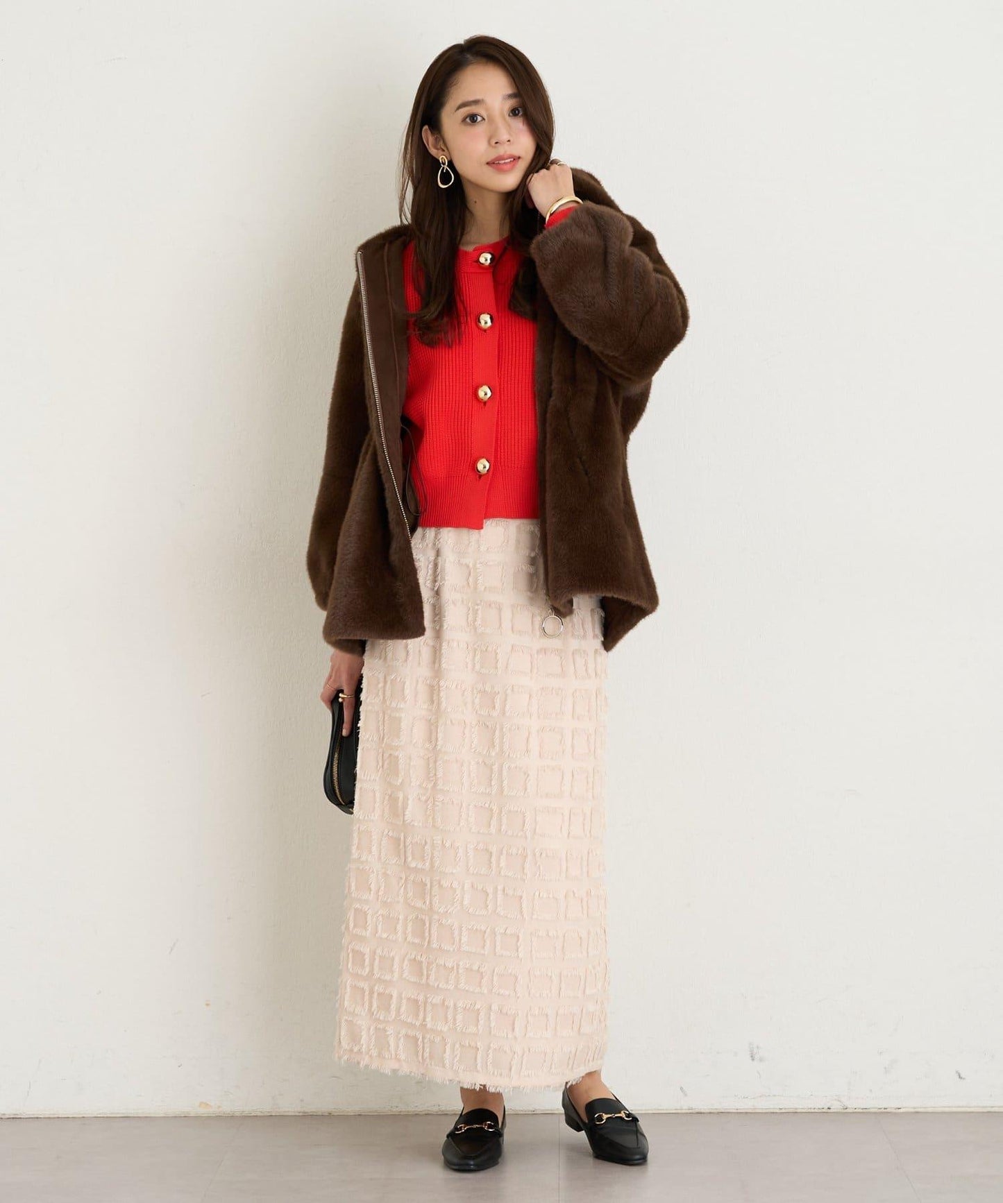 主打單品◎仿皮草大衣