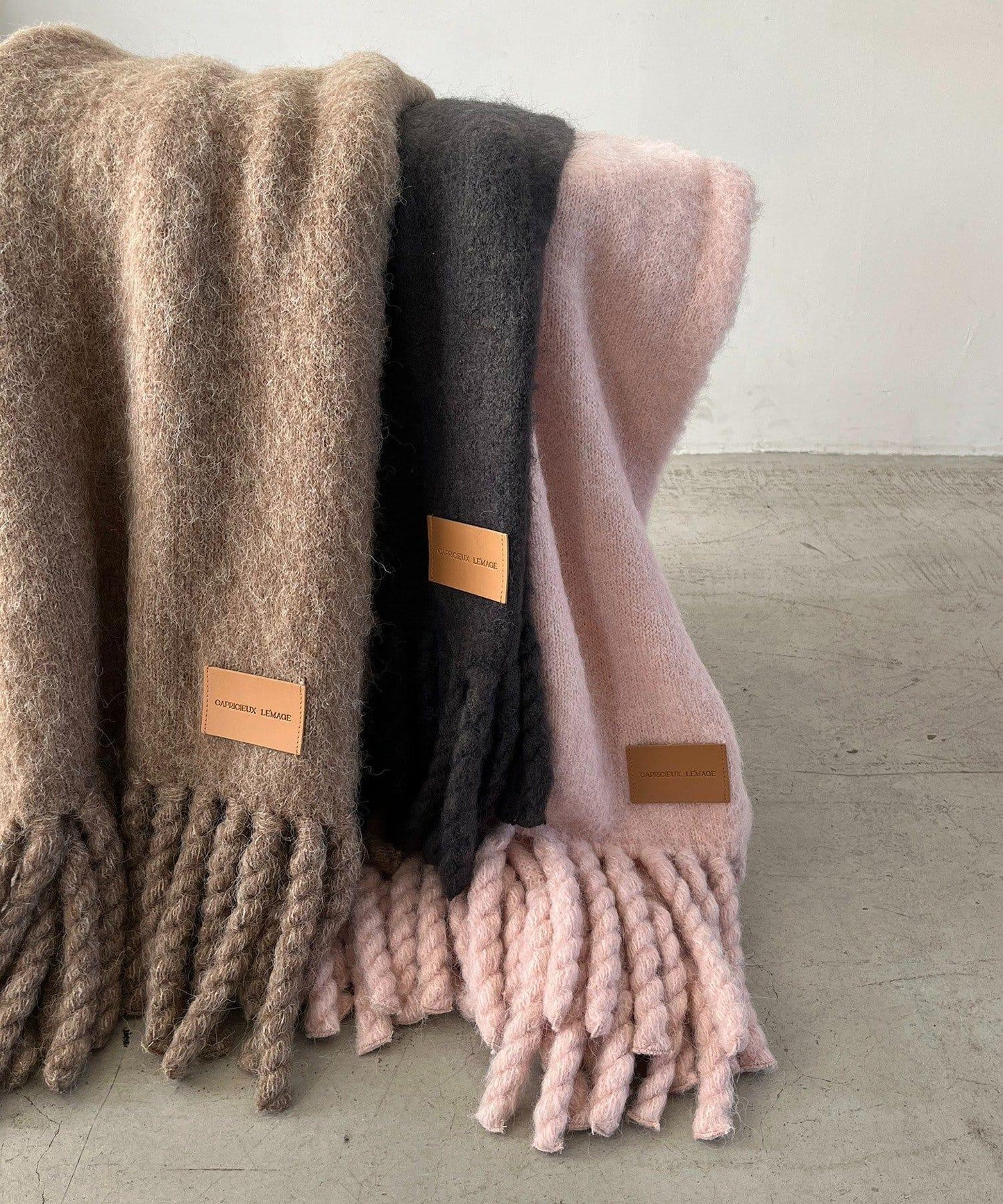 馬海毛拉絨圍巾