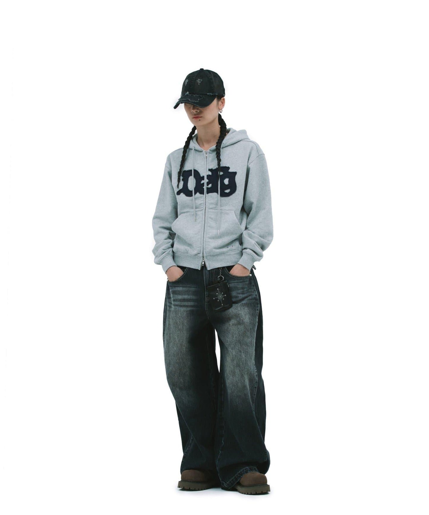 【DEFGARMENTS】剪裁標誌連帽拉鍊衛衣