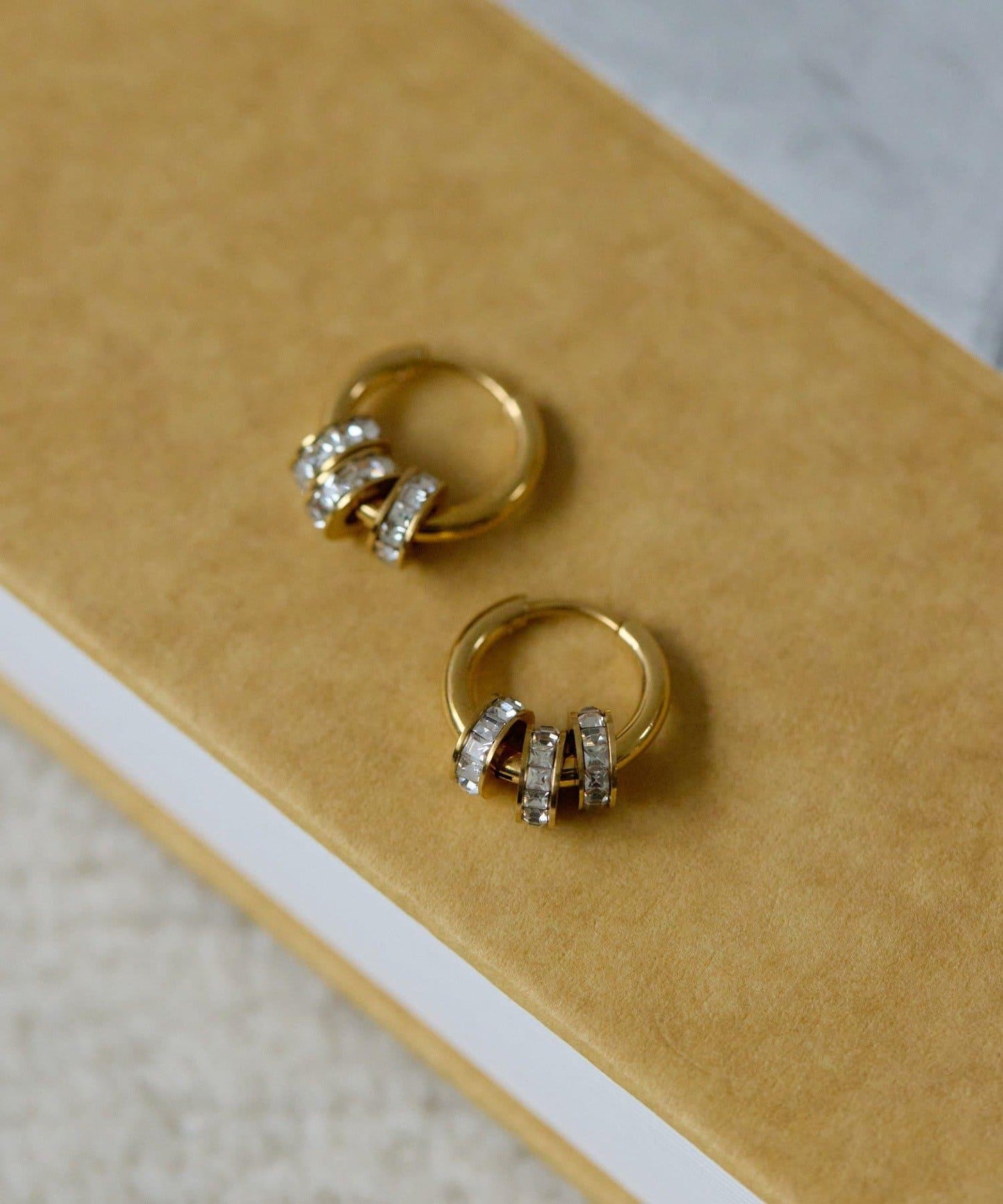 金屬過敏適用/不鏽鋼水晶圓環耳釘