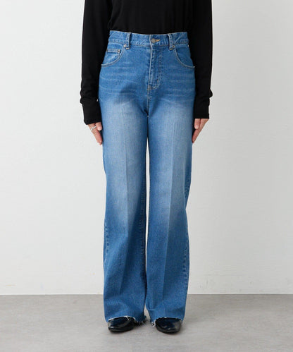 【舒適穿著感】中線壓褶牛仔褲