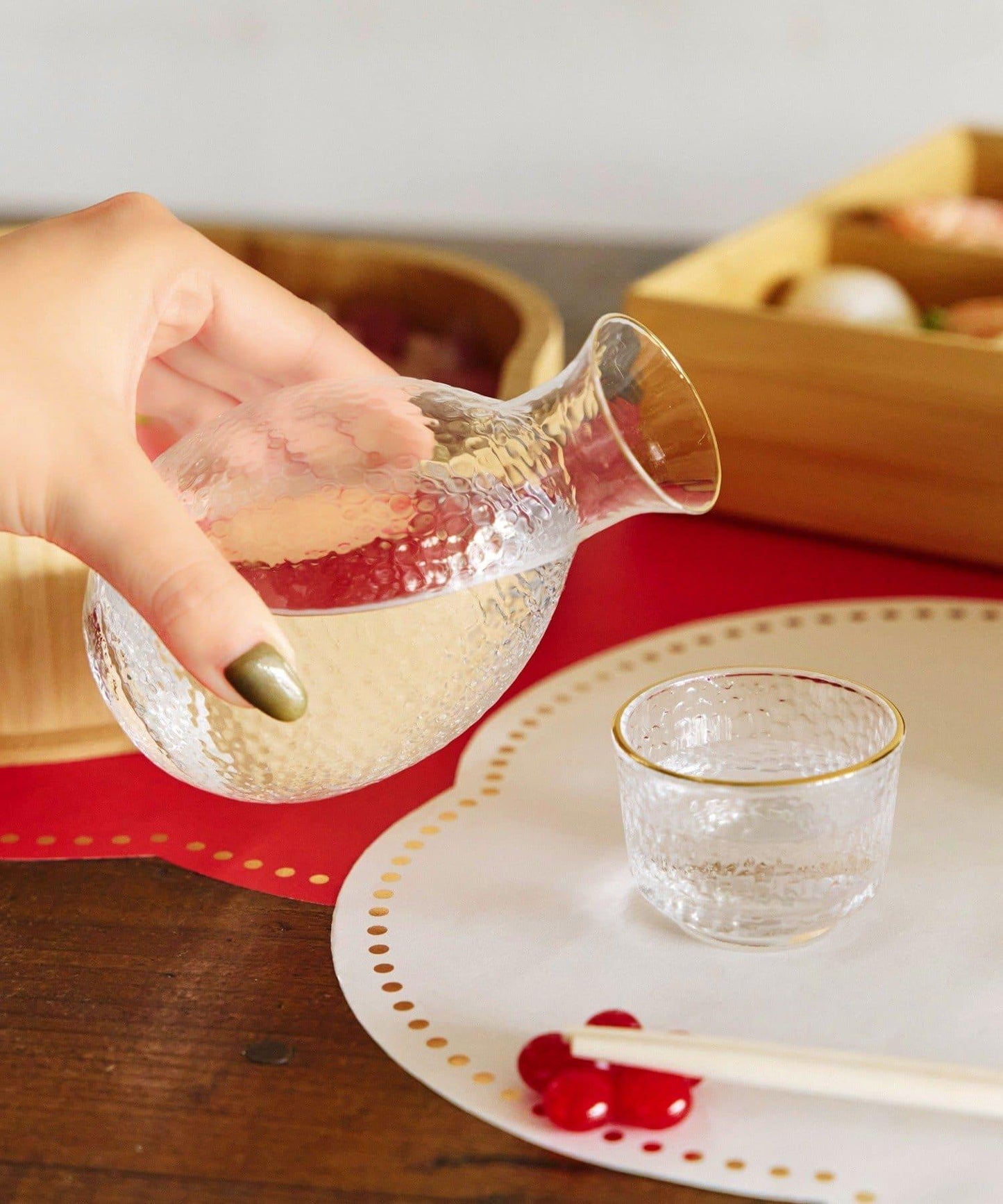 清酒杯：50ml/花開，新春器皿