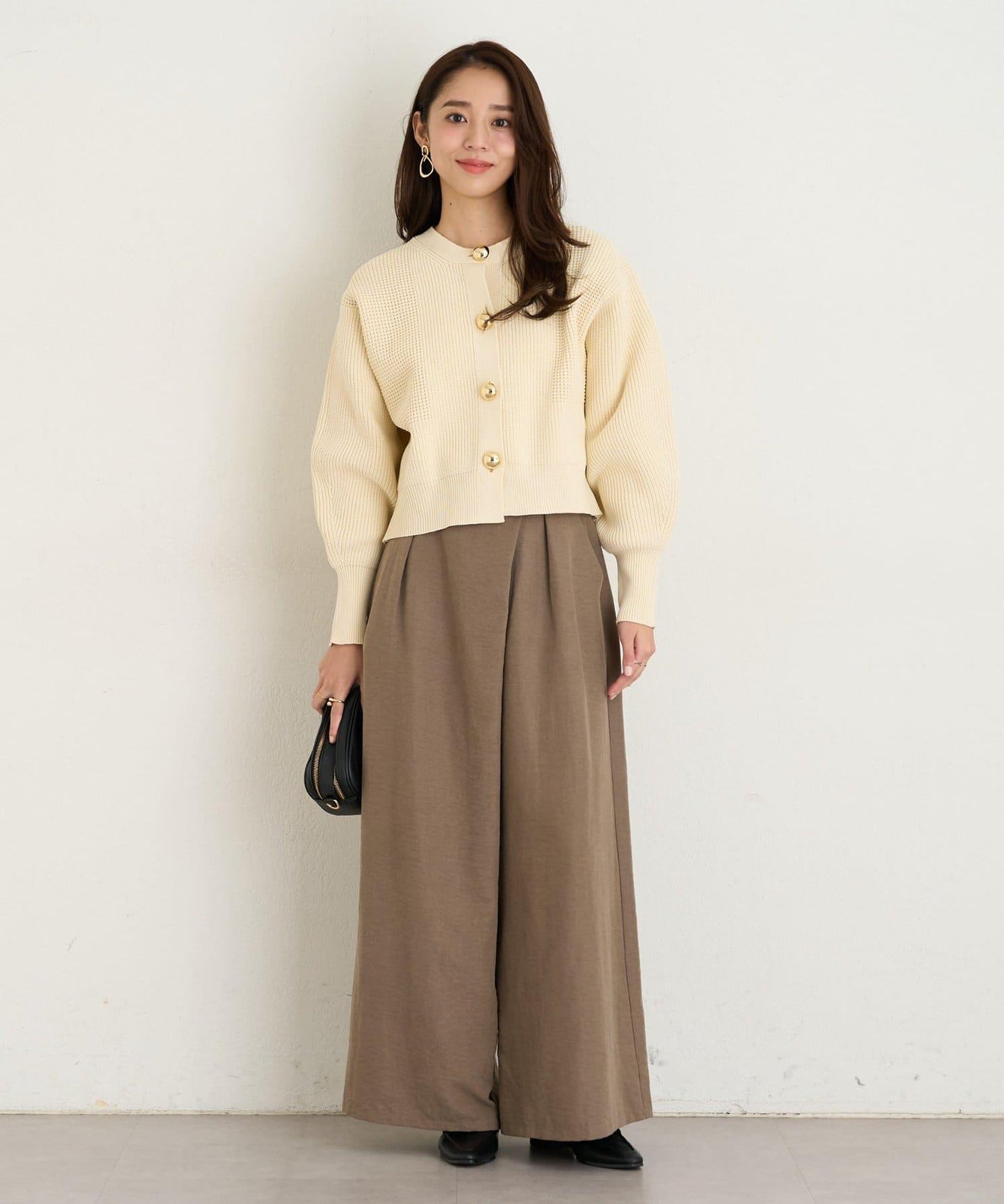 日常百搭高腰闊腿喇叭褲