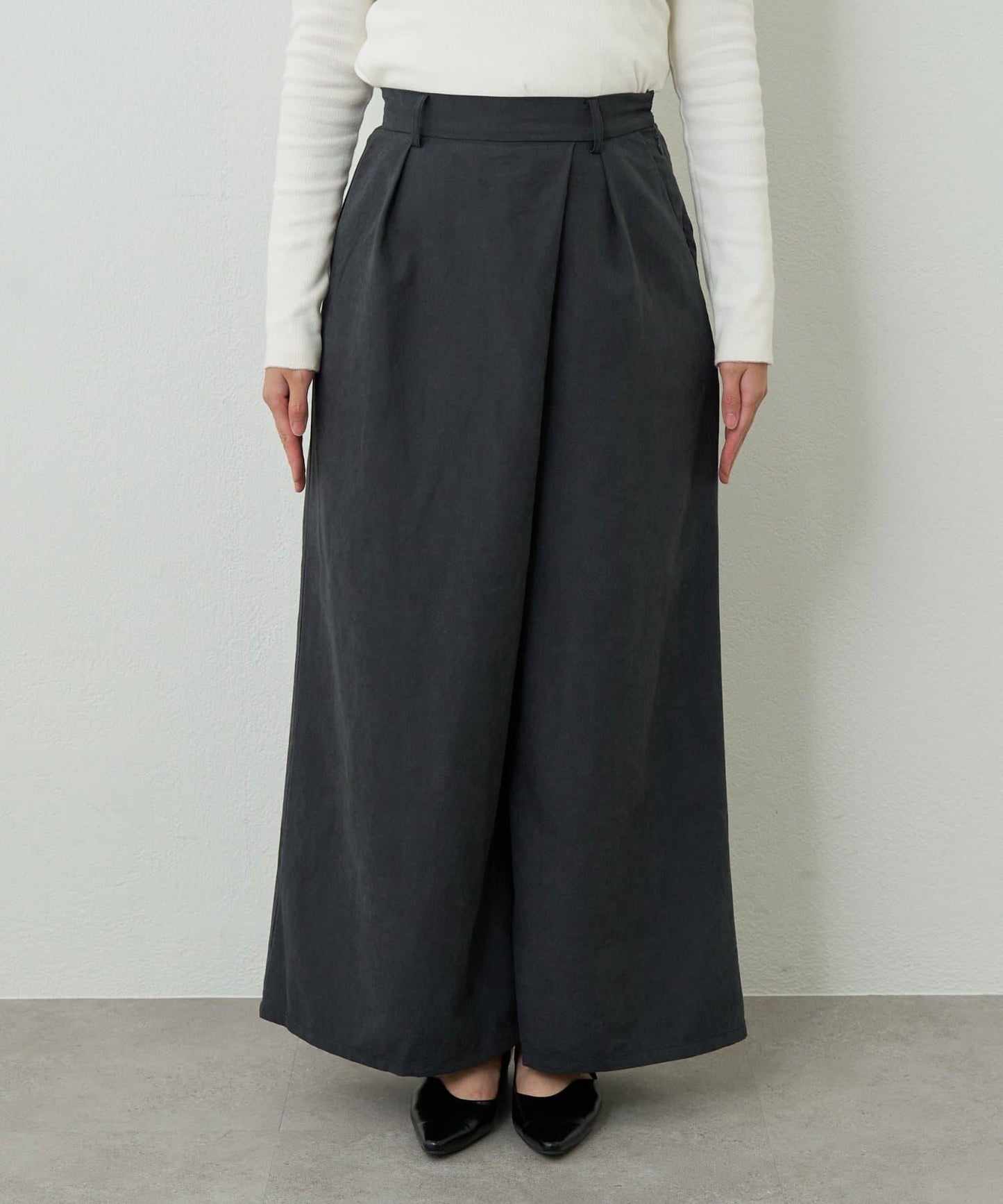 日常百搭高腰闊腿喇叭褲