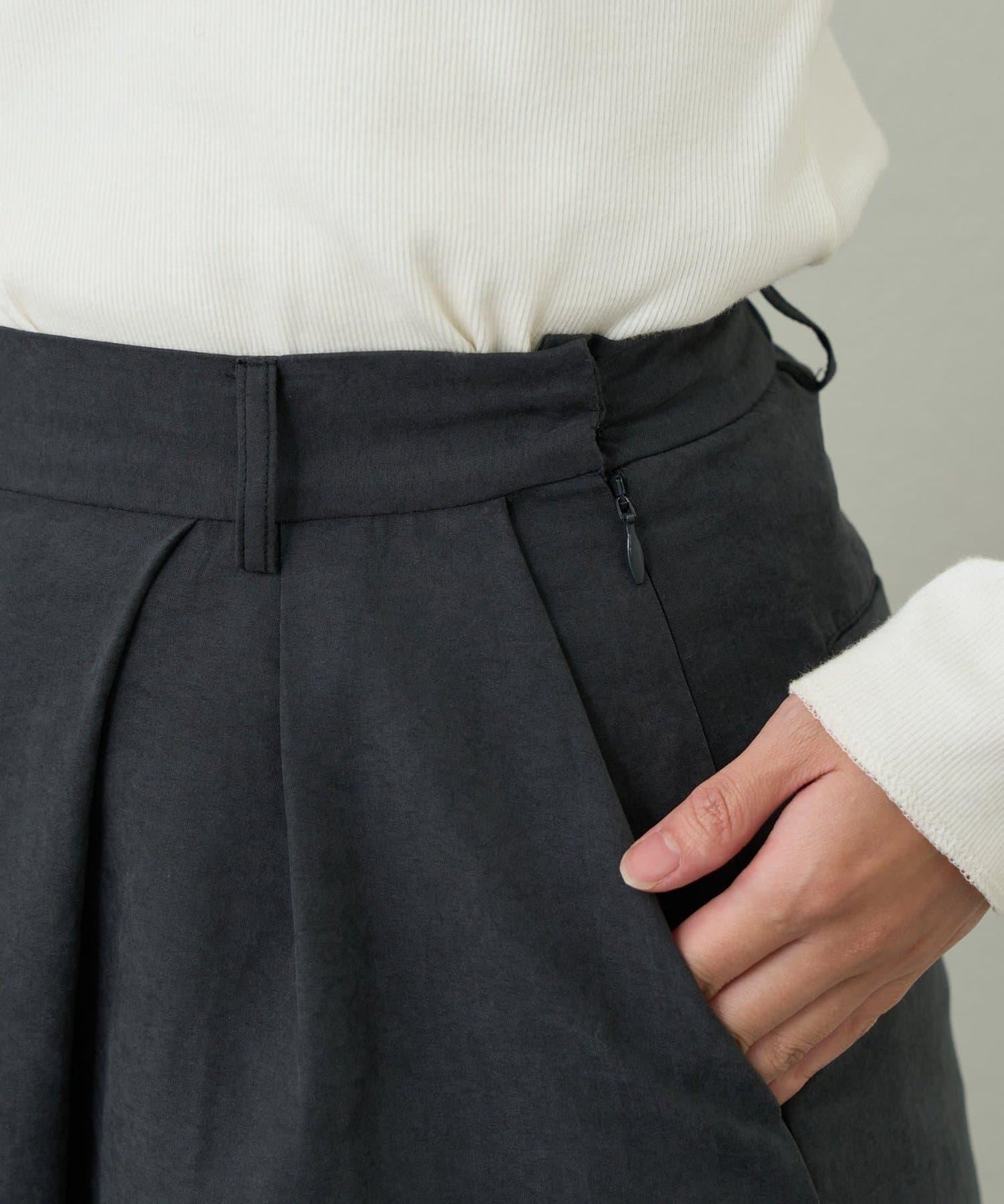 日常百搭高腰闊腿喇叭褲