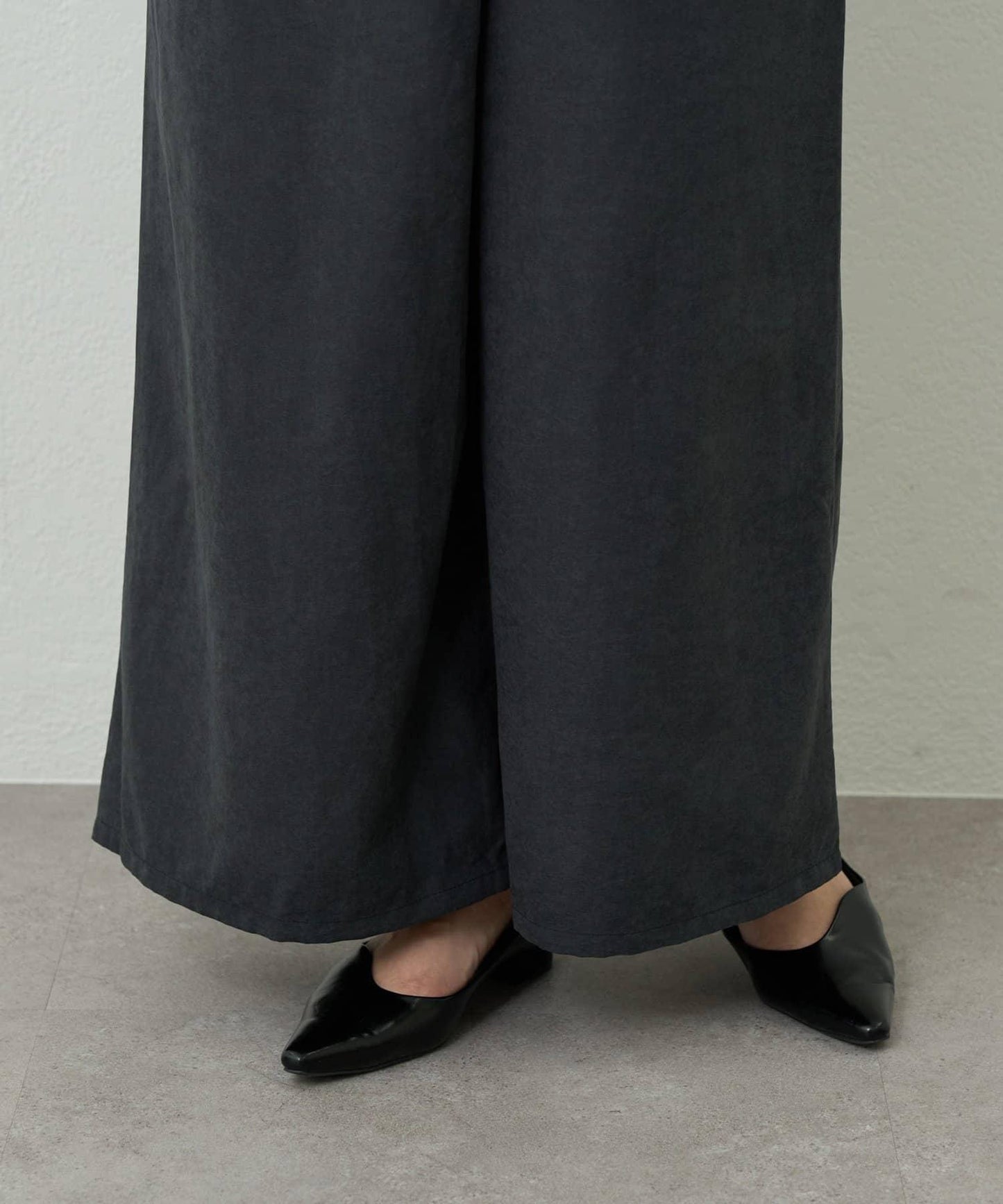 日常百搭高腰闊腿喇叭褲