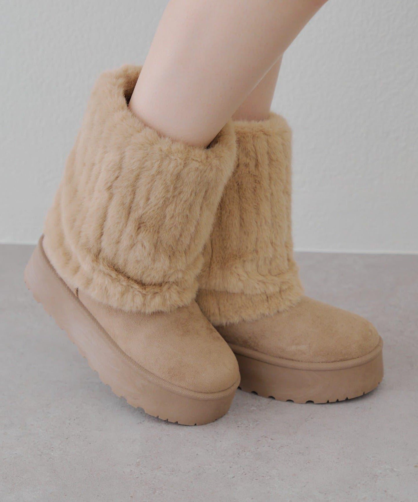 【RMAF】仿皮草短款羊毛靴