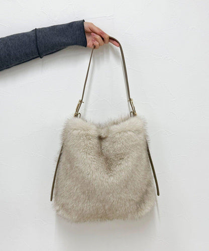 帶扣單手柄毛絨托特包