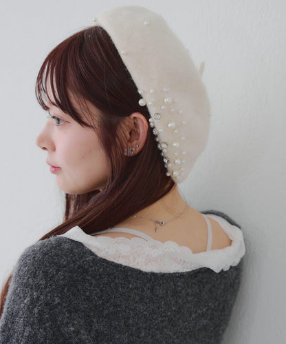 珍珠與水鑽裝飾貝雷帽