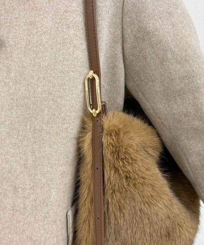 帶扣單手柄毛絨托特包