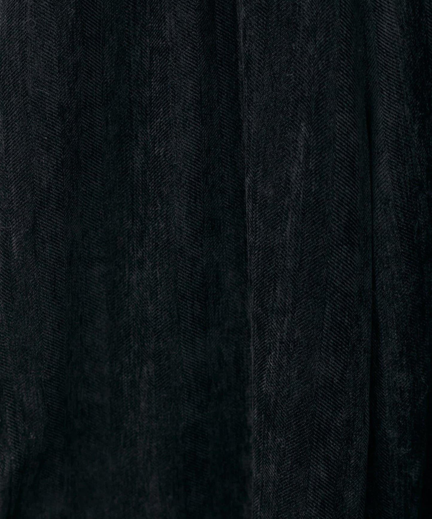 仿天鵝絨人字紋彎曲褲