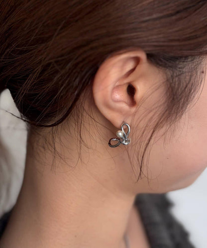 珍珠蝴蝶結風格耳環