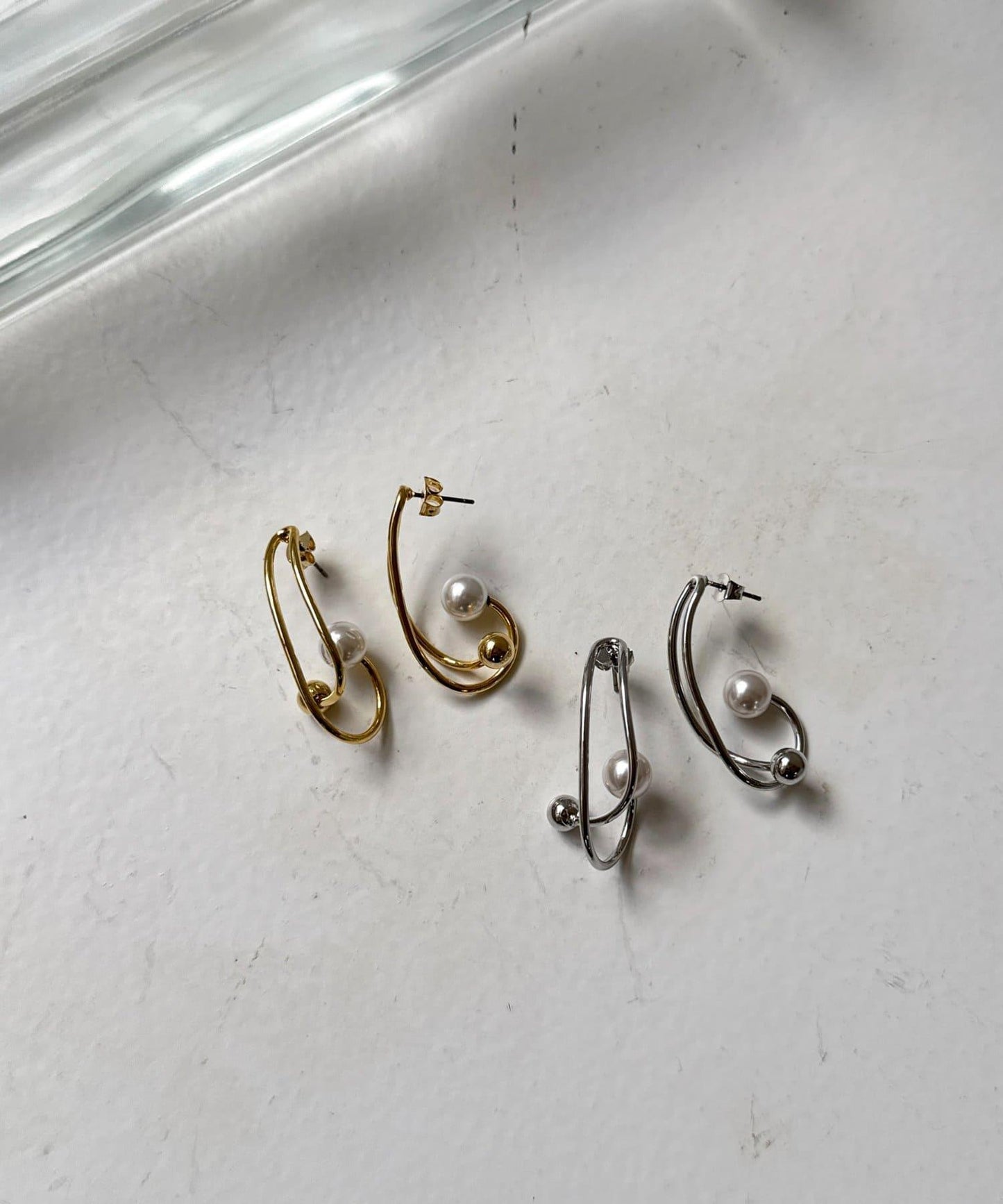 扭紋珍珠圈形耳環