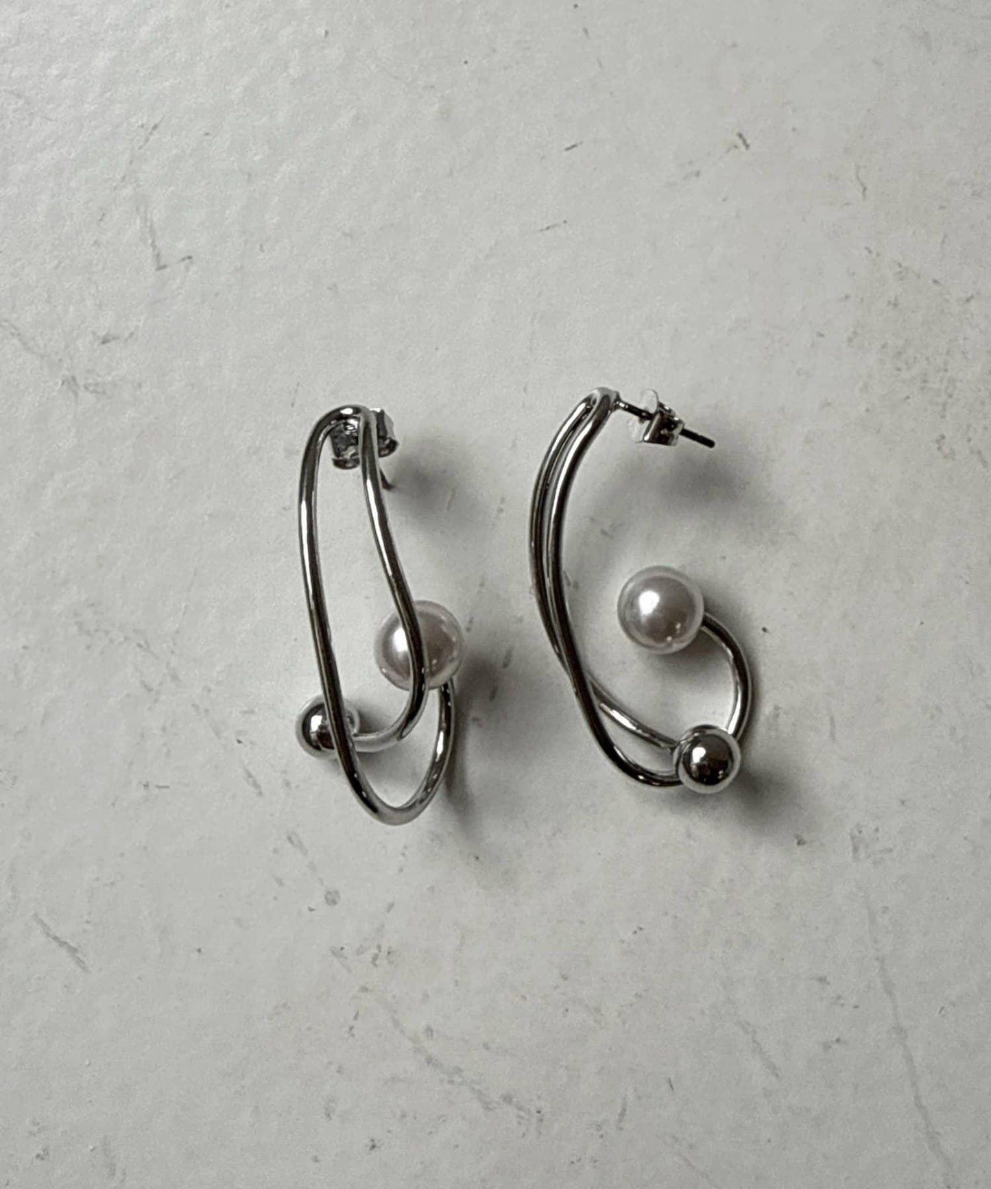 扭紋珍珠圈形耳環