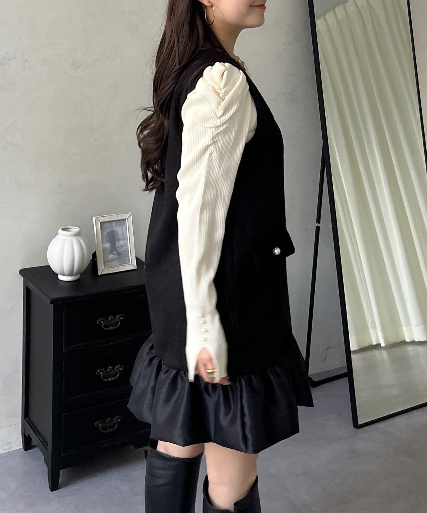 下襬氣球袖呢料連衣裙