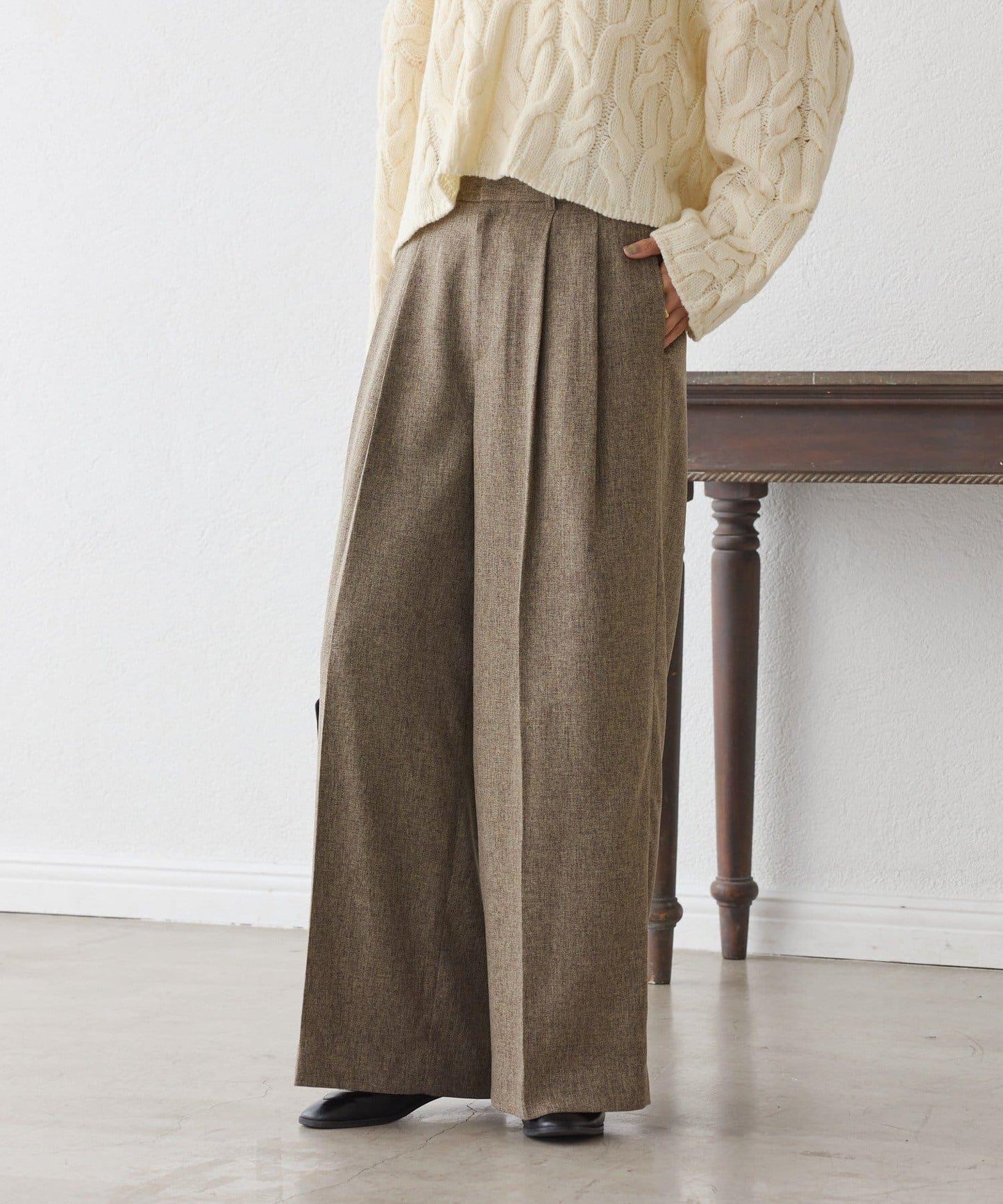 【可搭配套裝】羊毛斜紋雙褶長褲