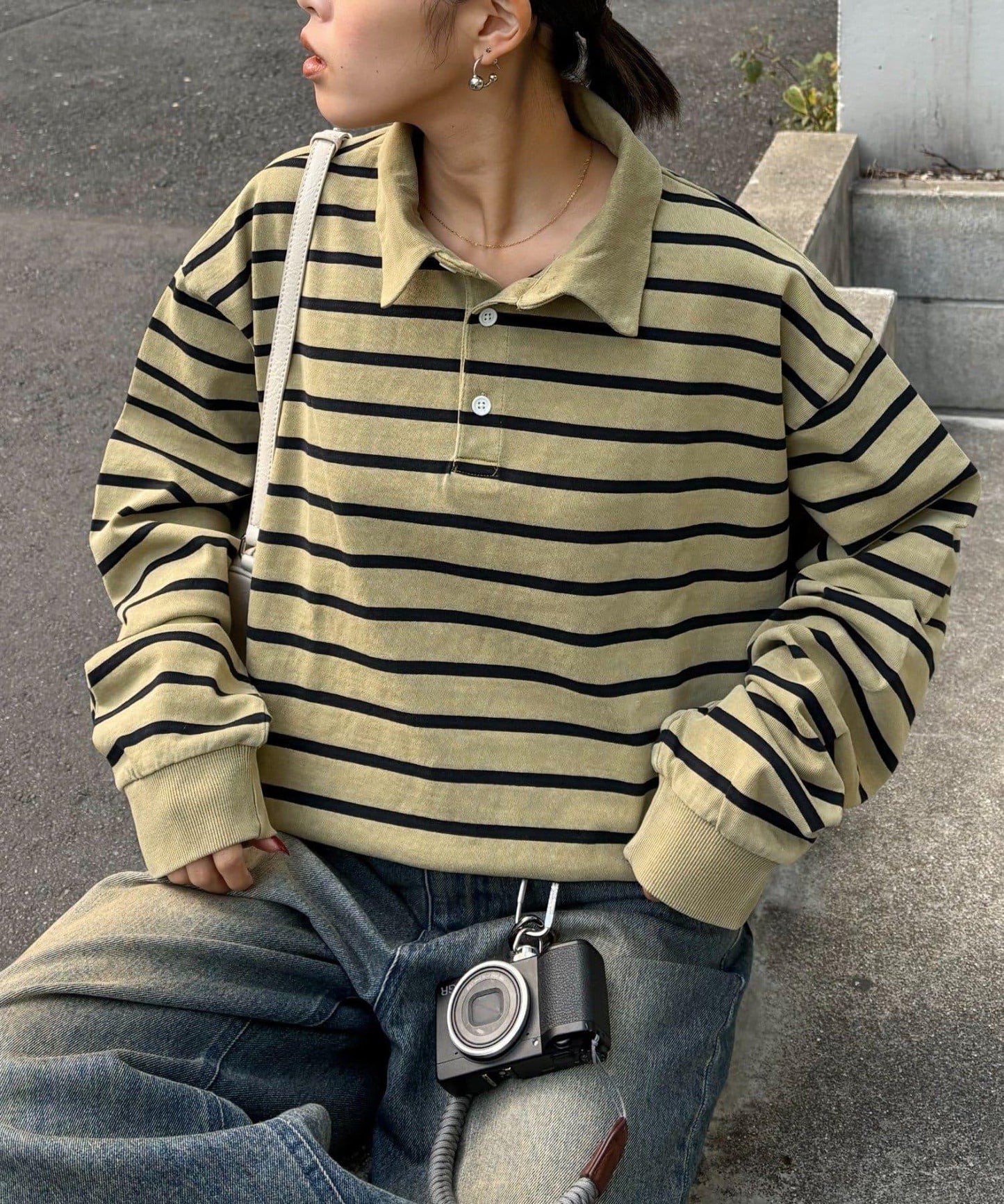 水洗工藝條紋翻領上衣