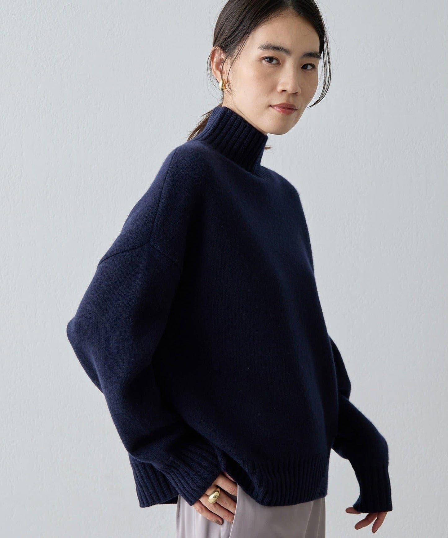 【Drawing Numbers】接結寬鬆高領針織衫