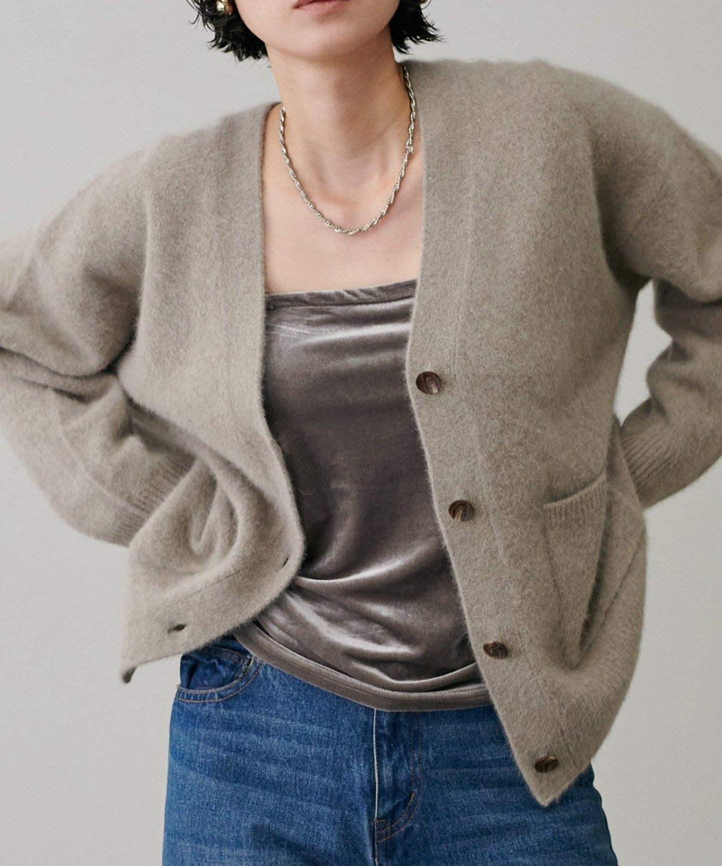 【LARUTA】帶胸墊天鵝絨吊帶背心