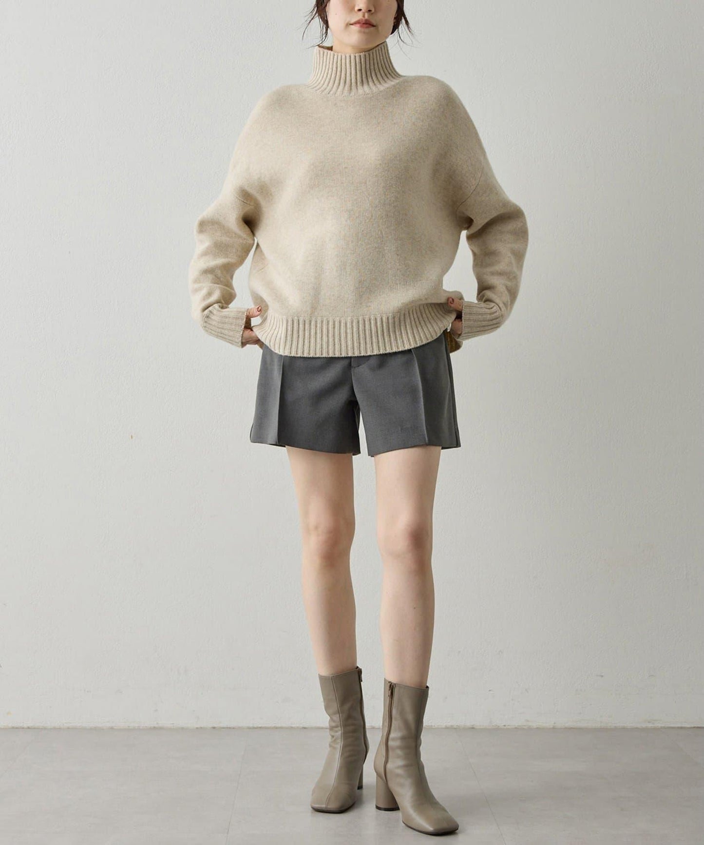 【Drawing Numbers】接結寬鬆高領針織衫