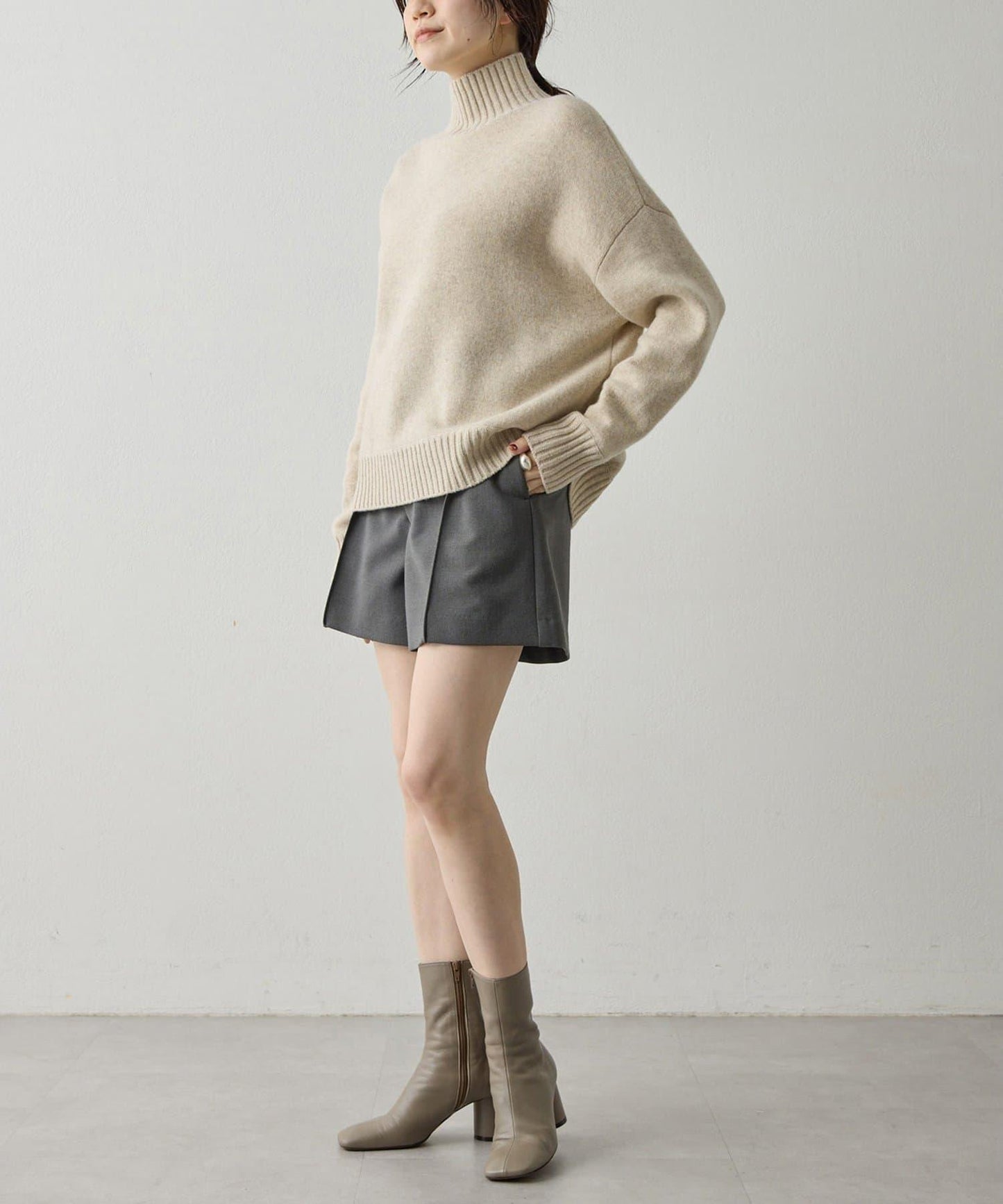 【Drawing Numbers】接結寬鬆高領針織衫